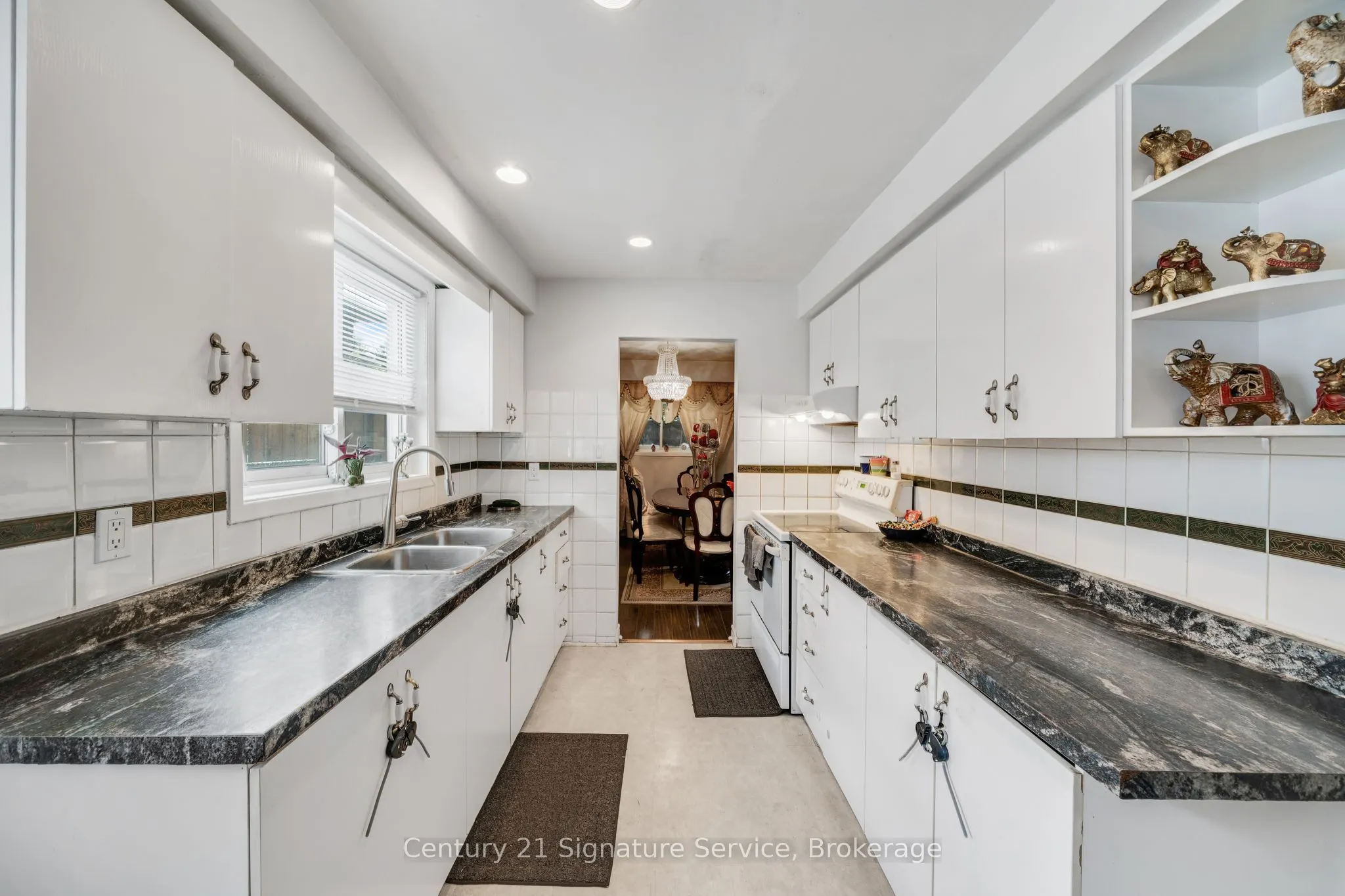 144 Voltarie Crescent