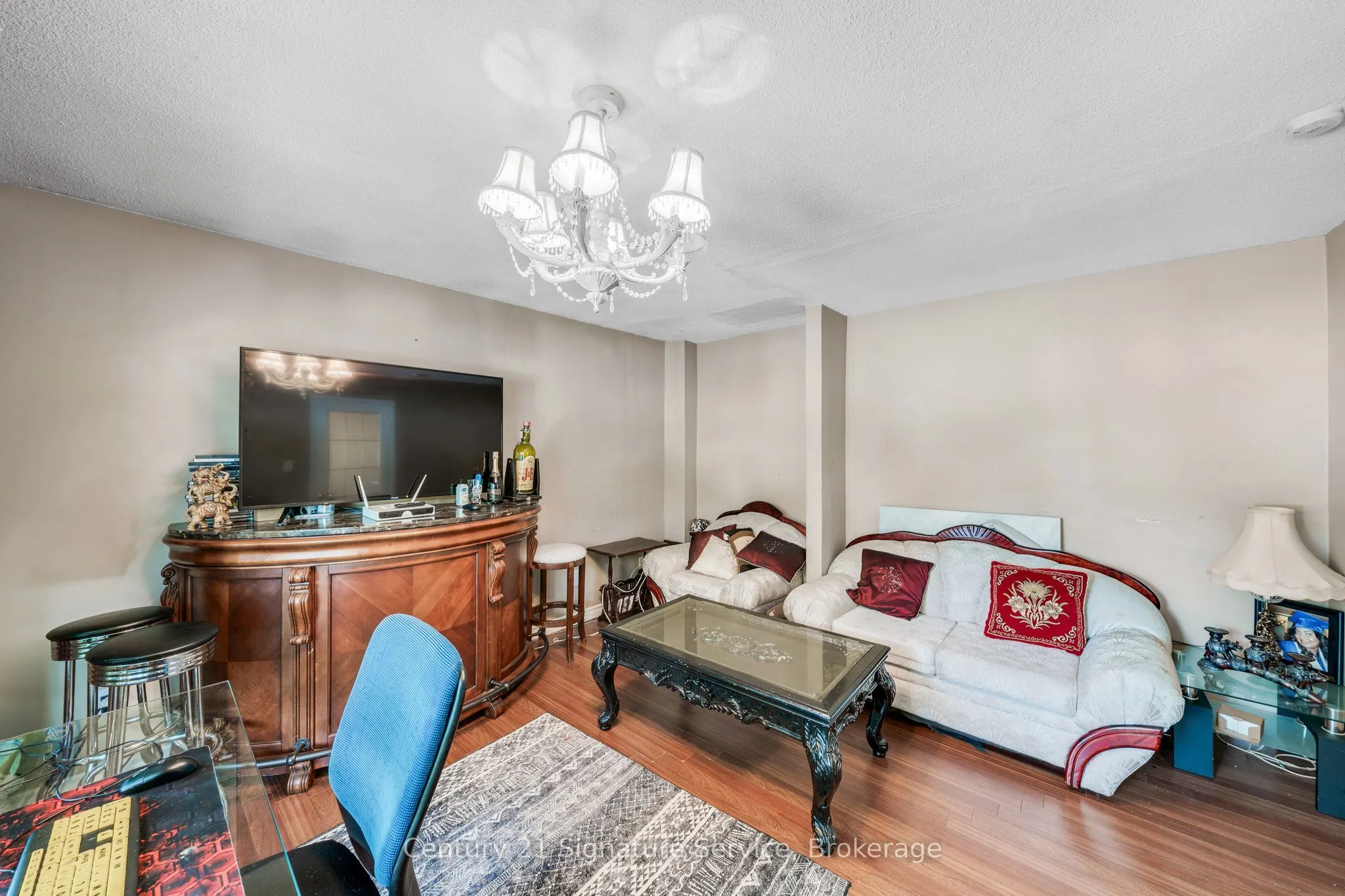 144 Voltarie Crescent