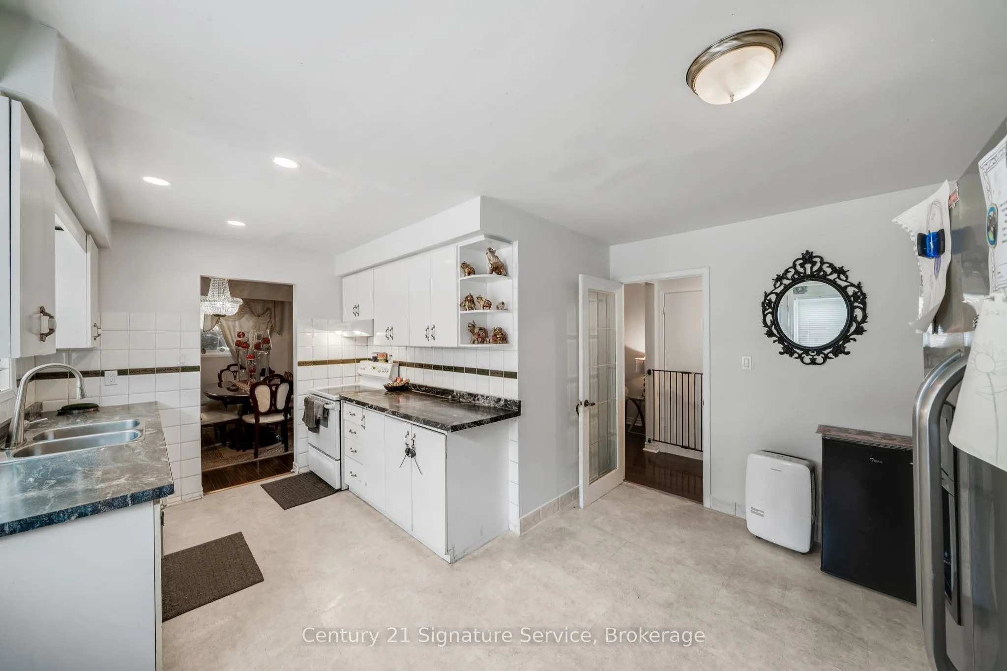 144 Voltarie Crescent