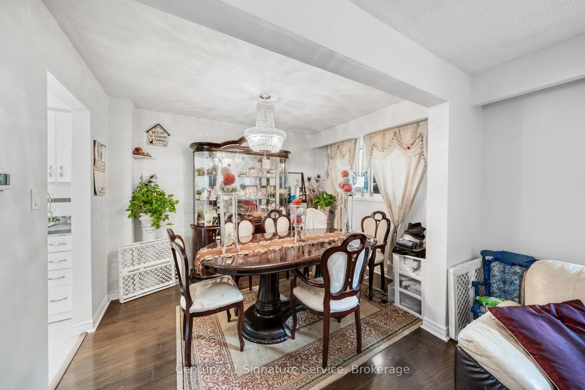 144 Voltarie Crescent