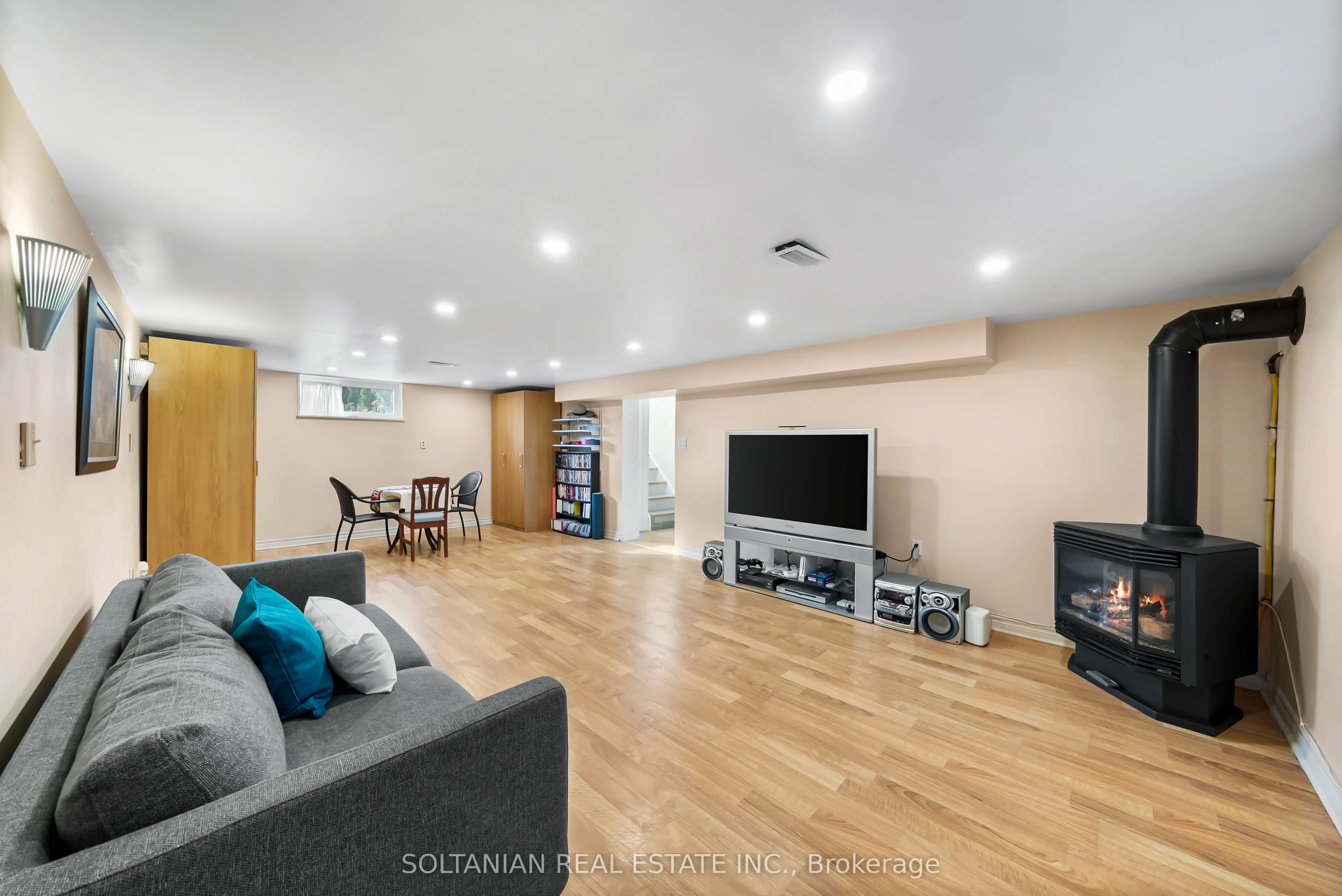 29 Sealcove Drive