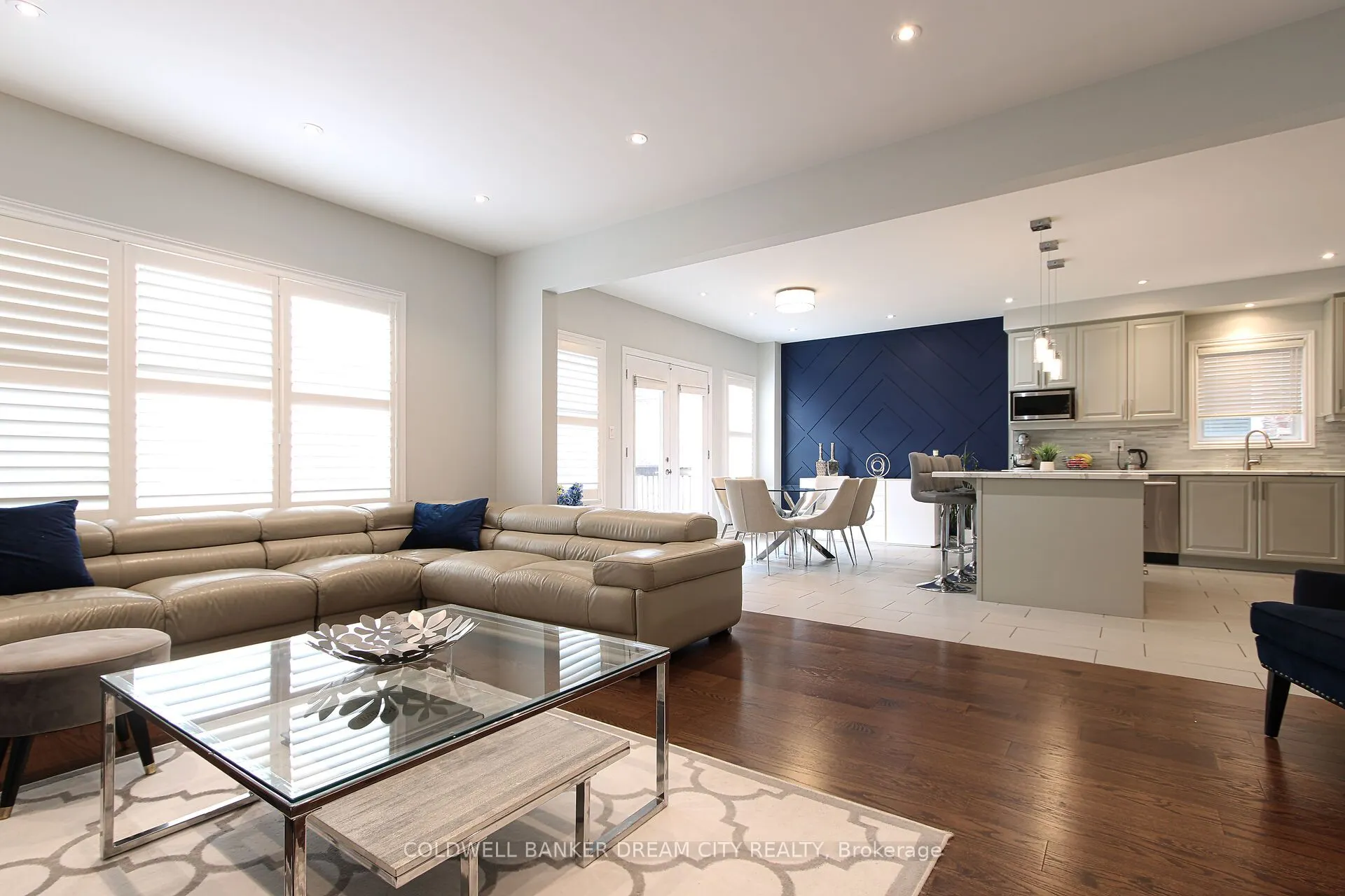 450 Brisdale Drive