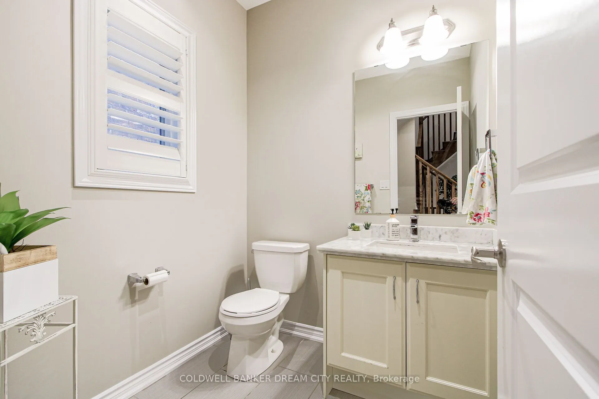 450 Brisdale Drive