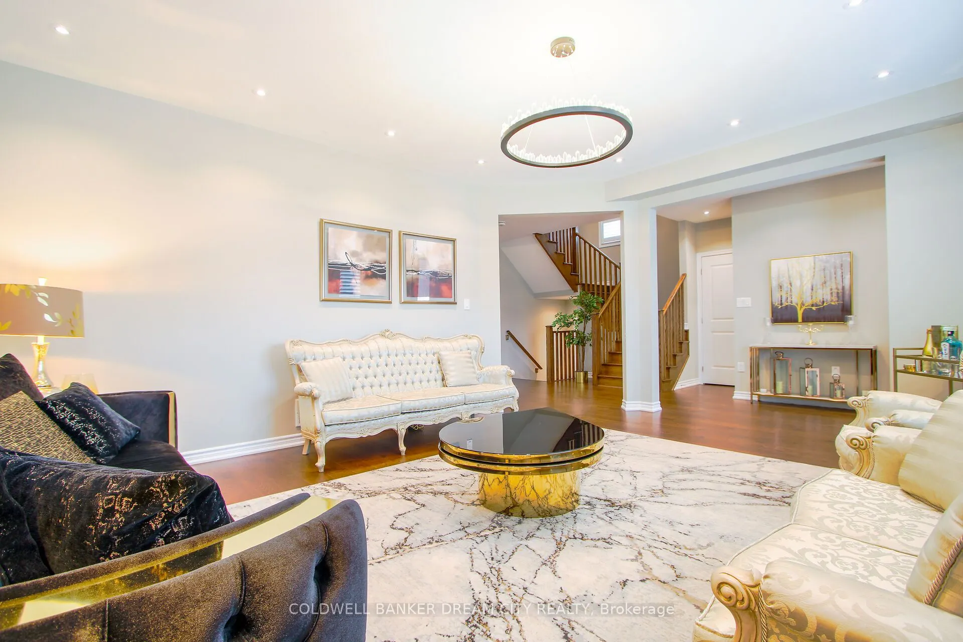 450 Brisdale Drive