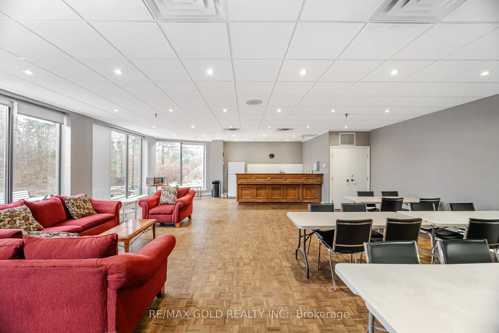 8 Lisa Street, #903