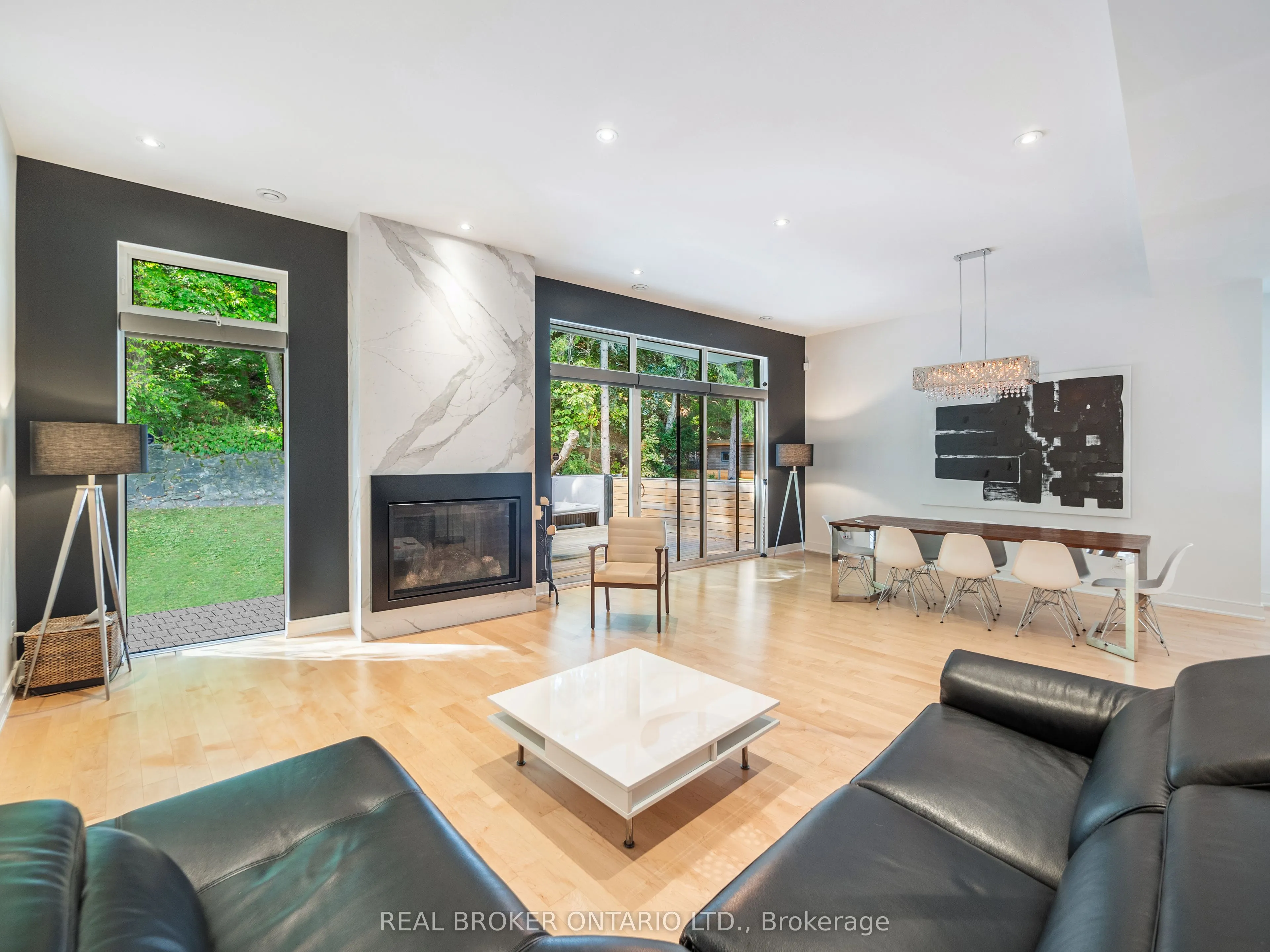 88 South Kingsway Way