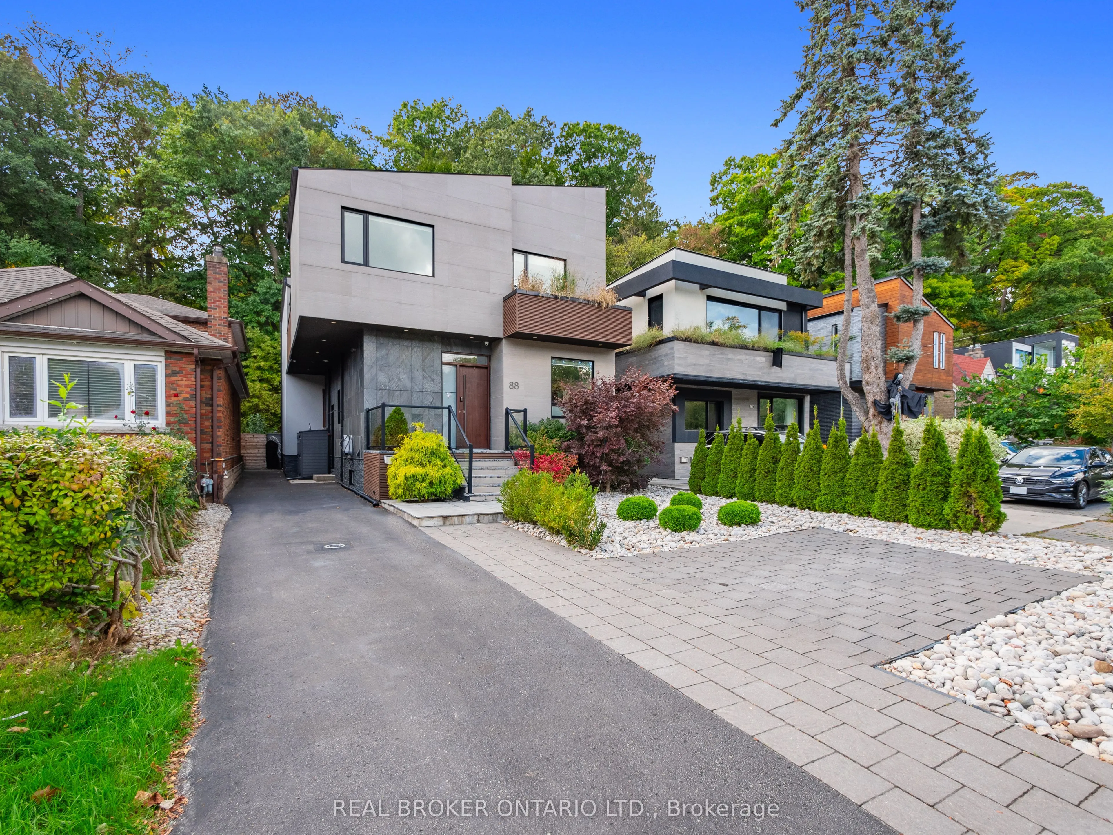 88 South Kingsway Way