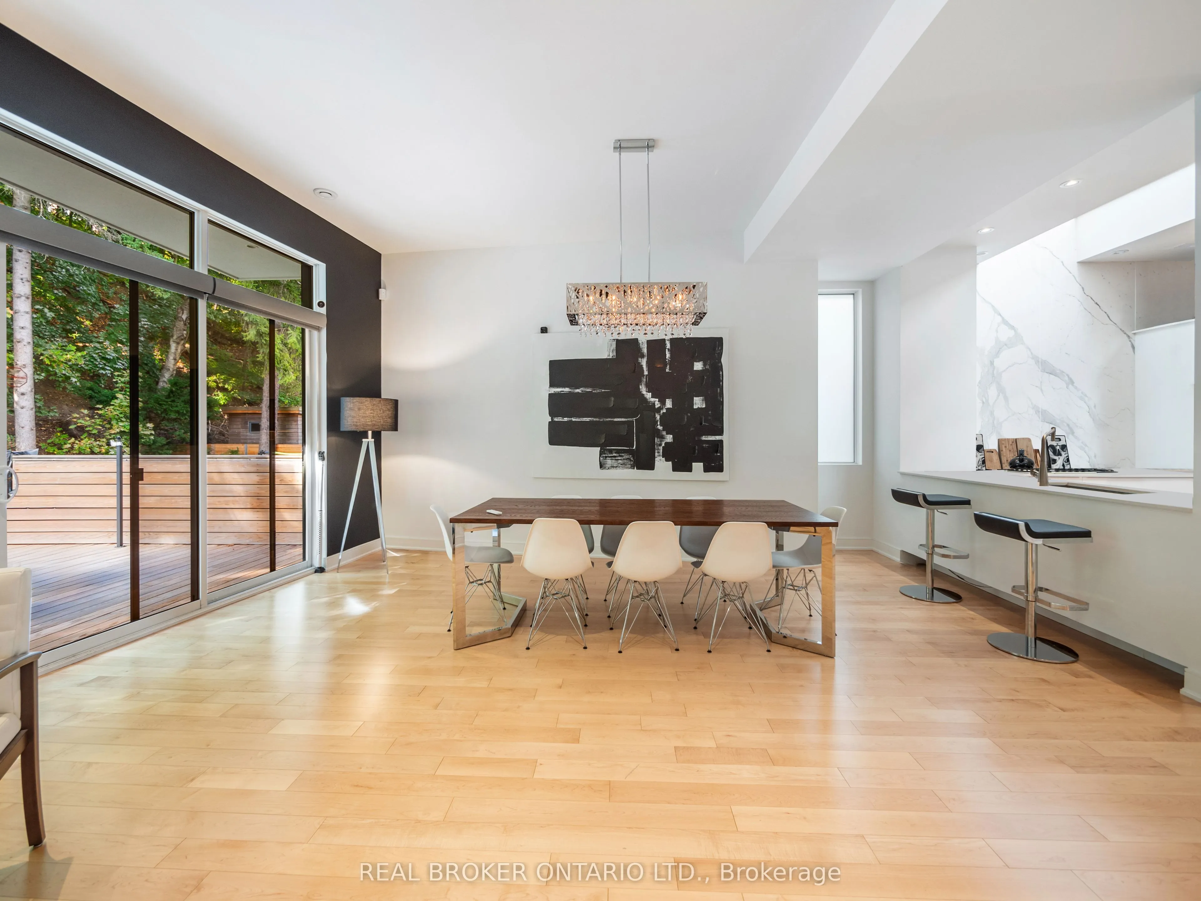 88 South Kingsway Way