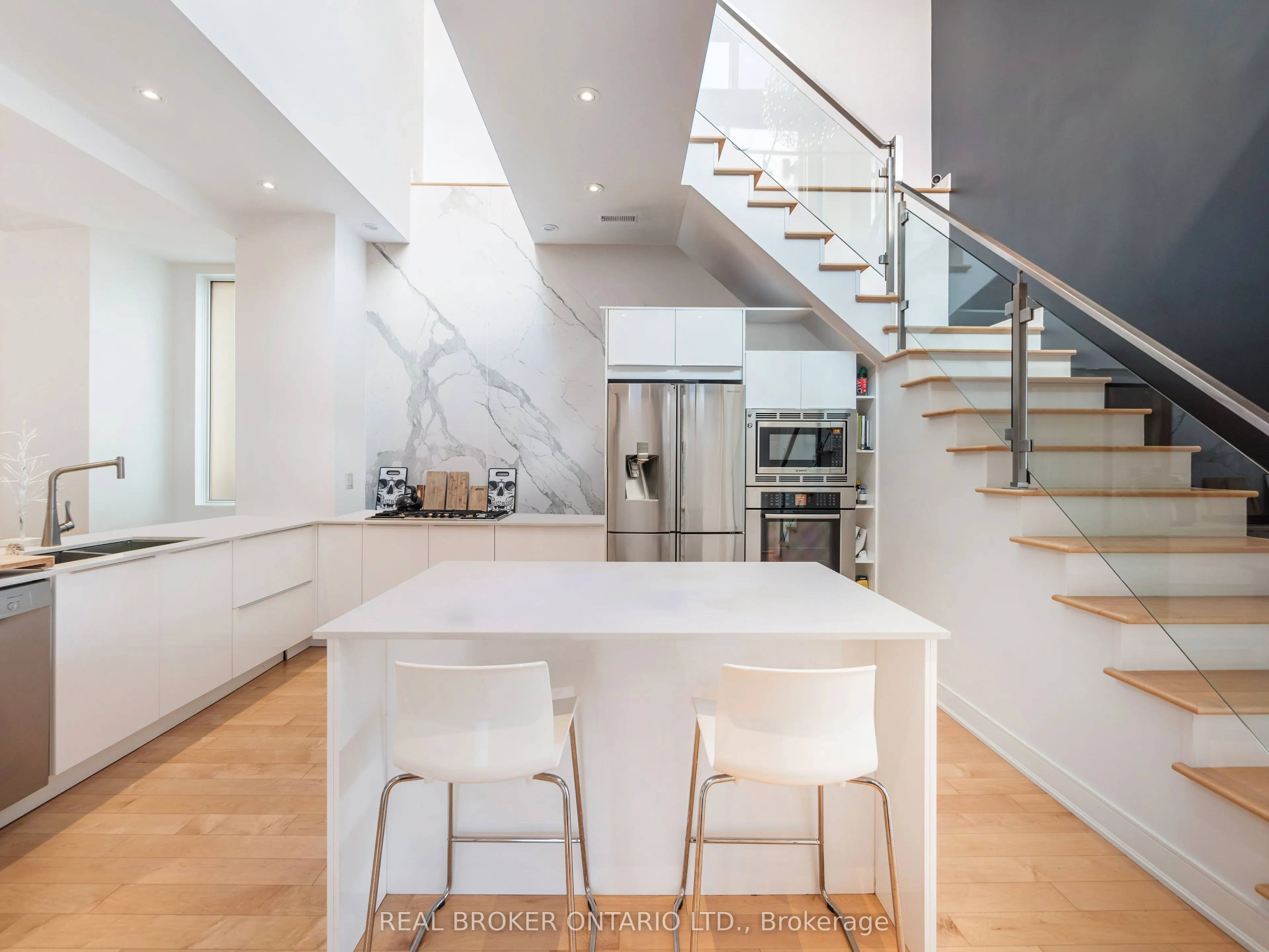 88 South Kingsway Way