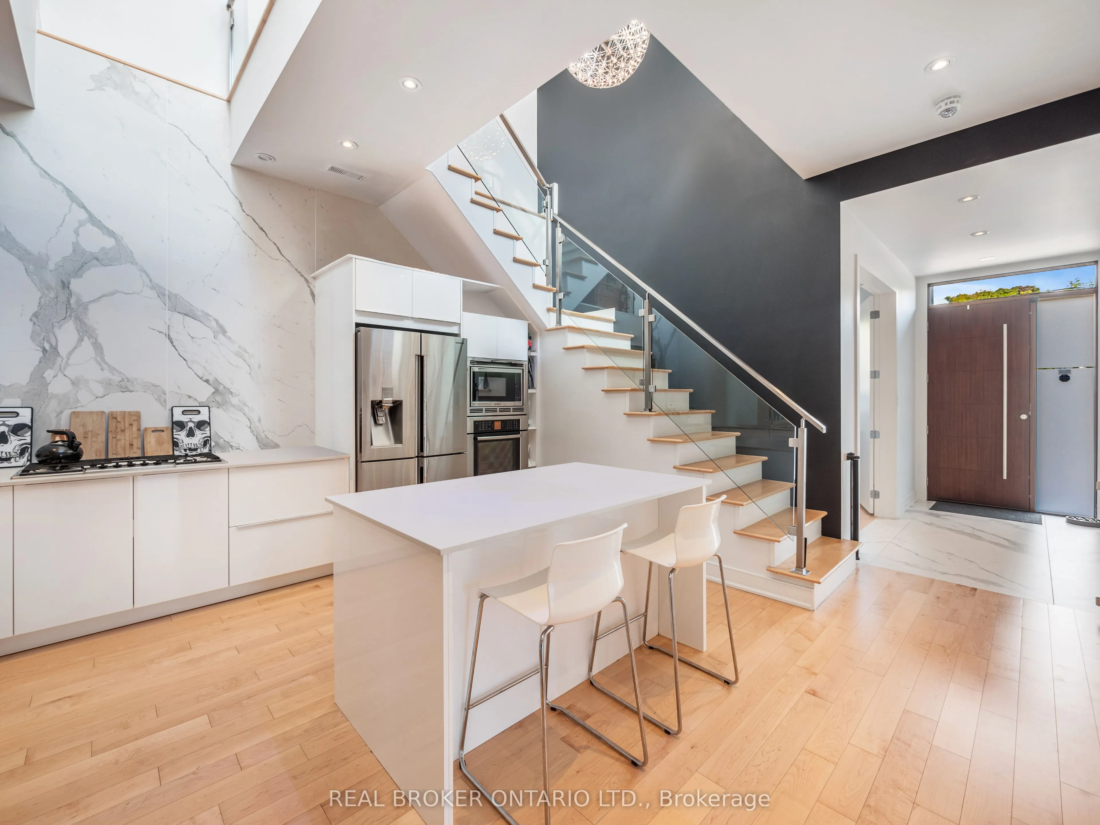 88 South Kingsway Way