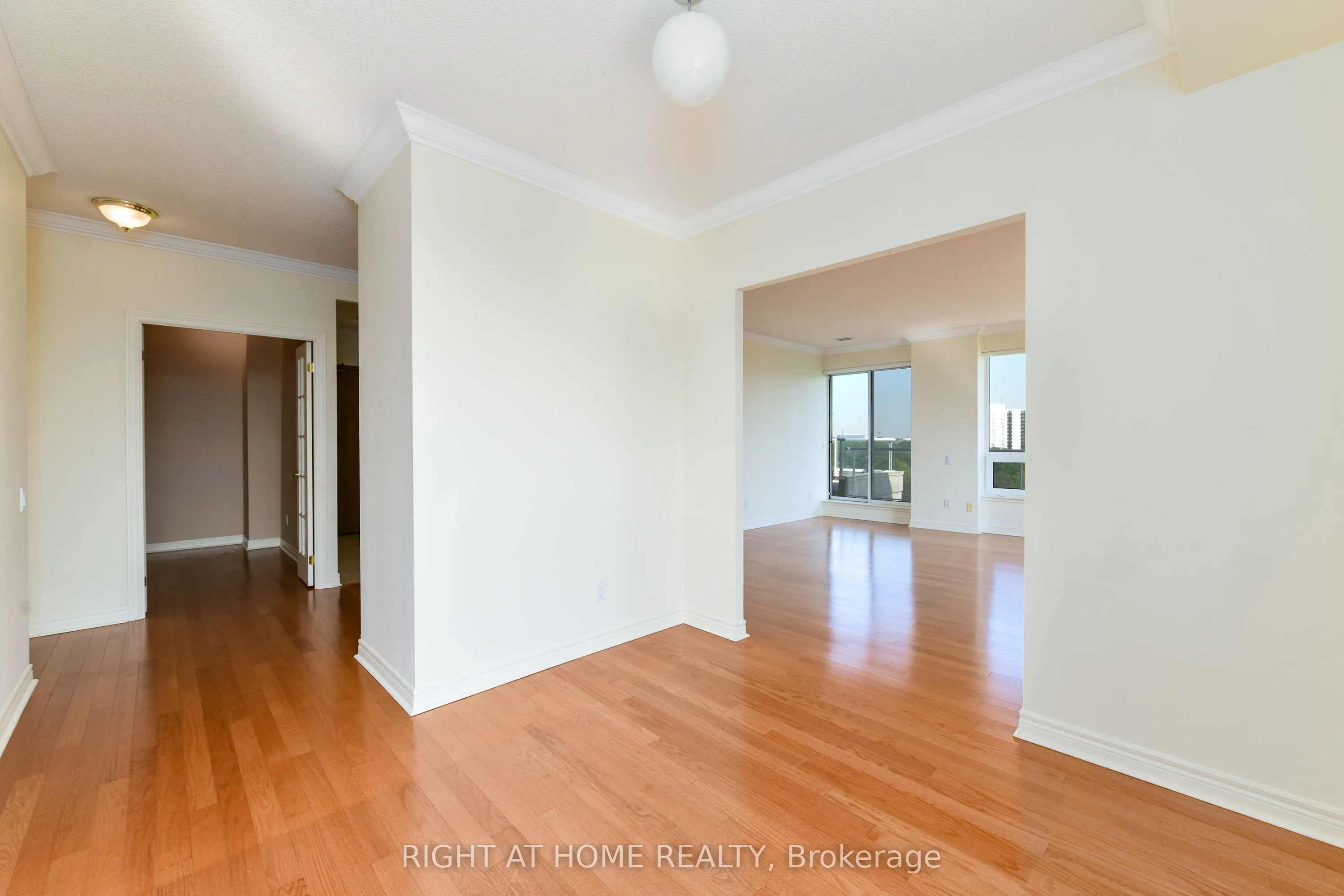 350 Mill Road, #UPH2