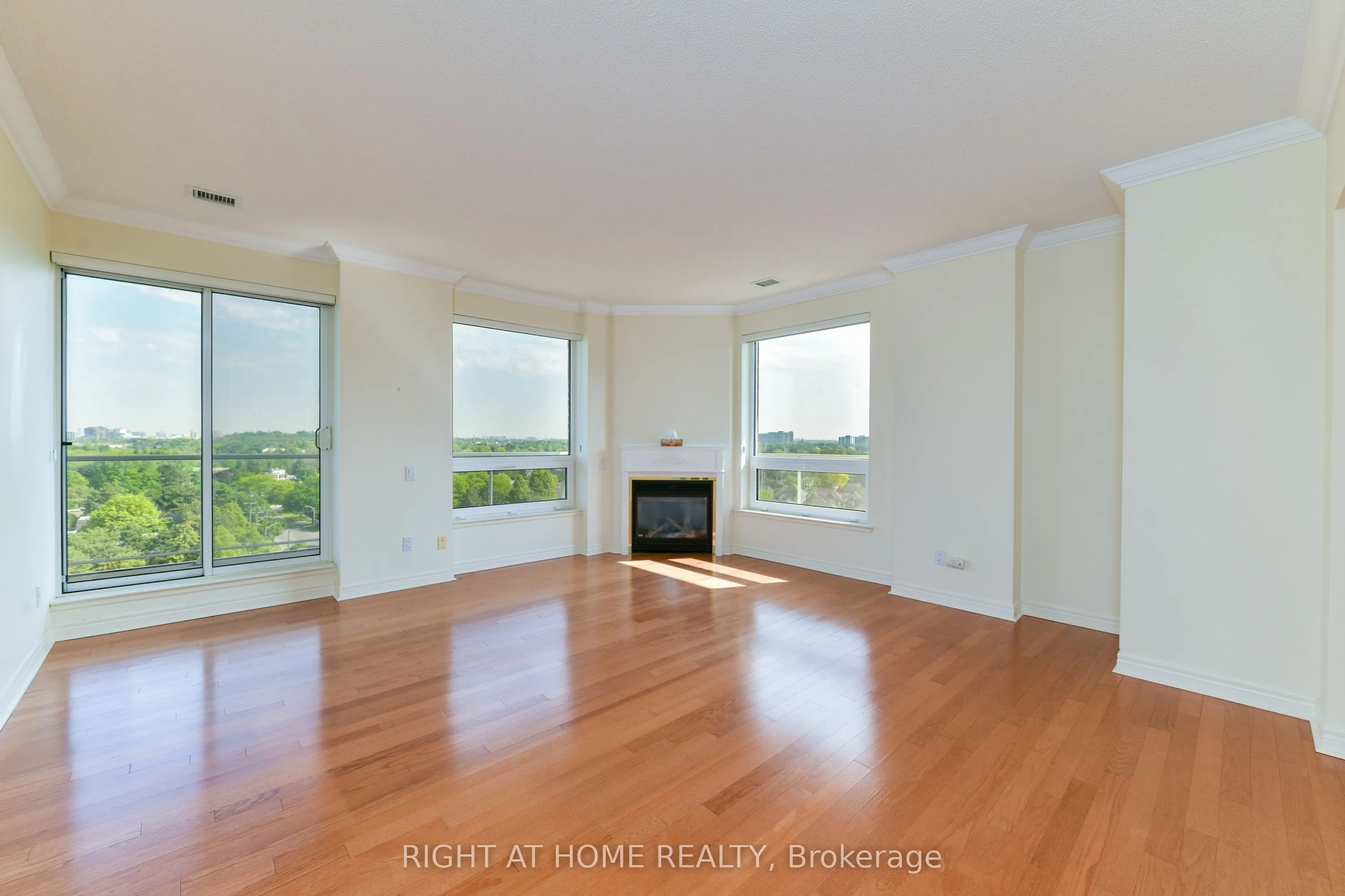 350 Mill Road, #UPH2