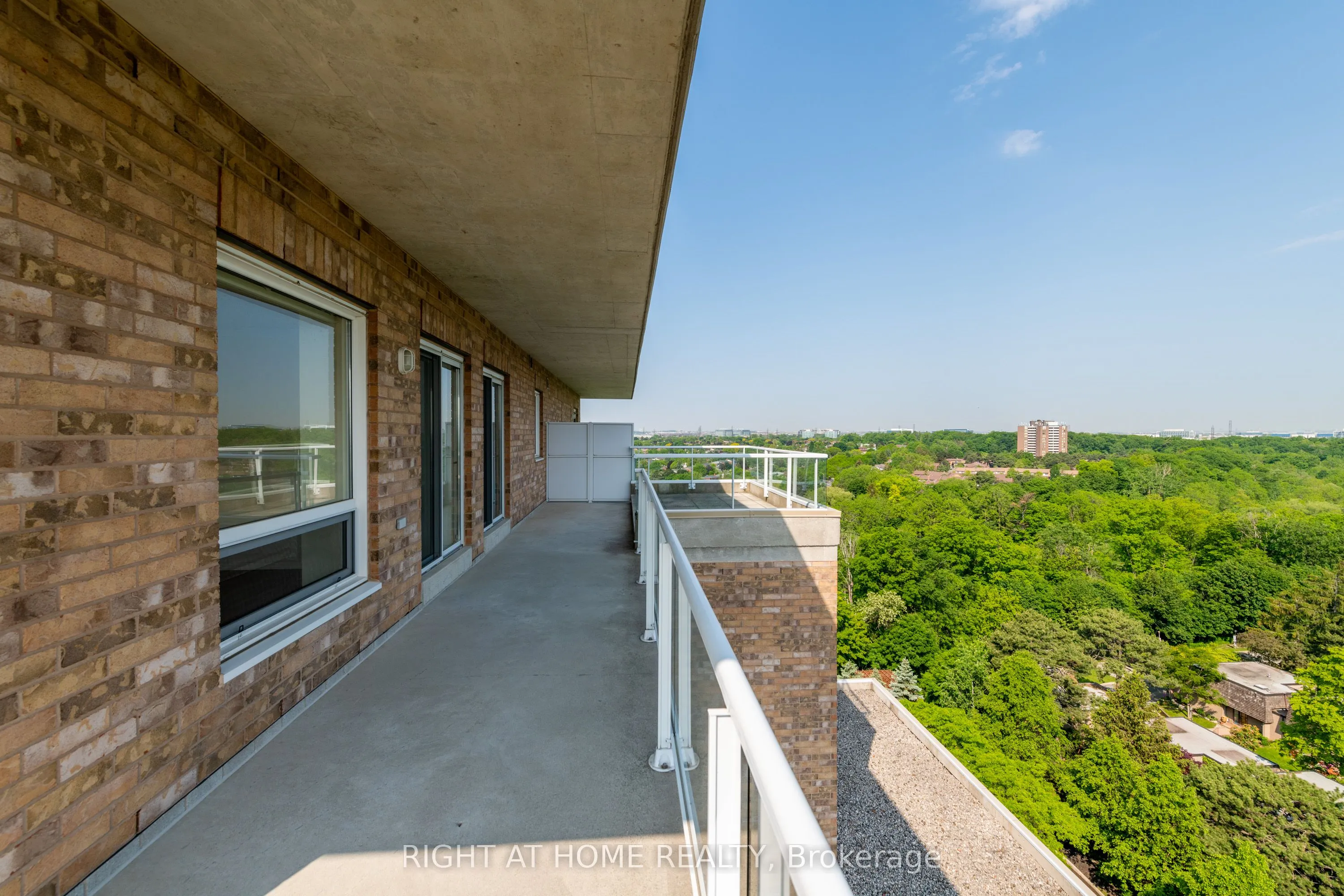 350 Mill Road, #UPH2