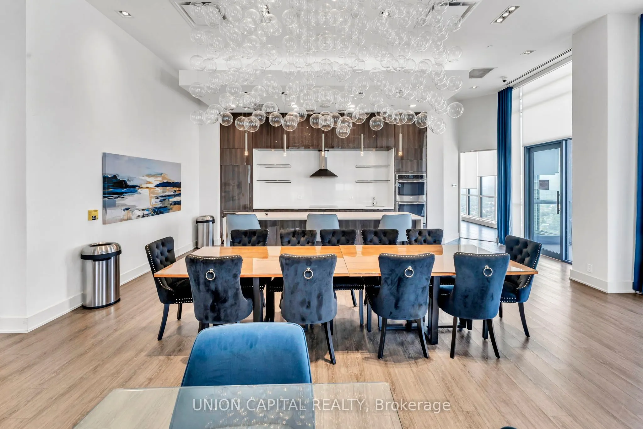 10 Parklawn Road, #1305