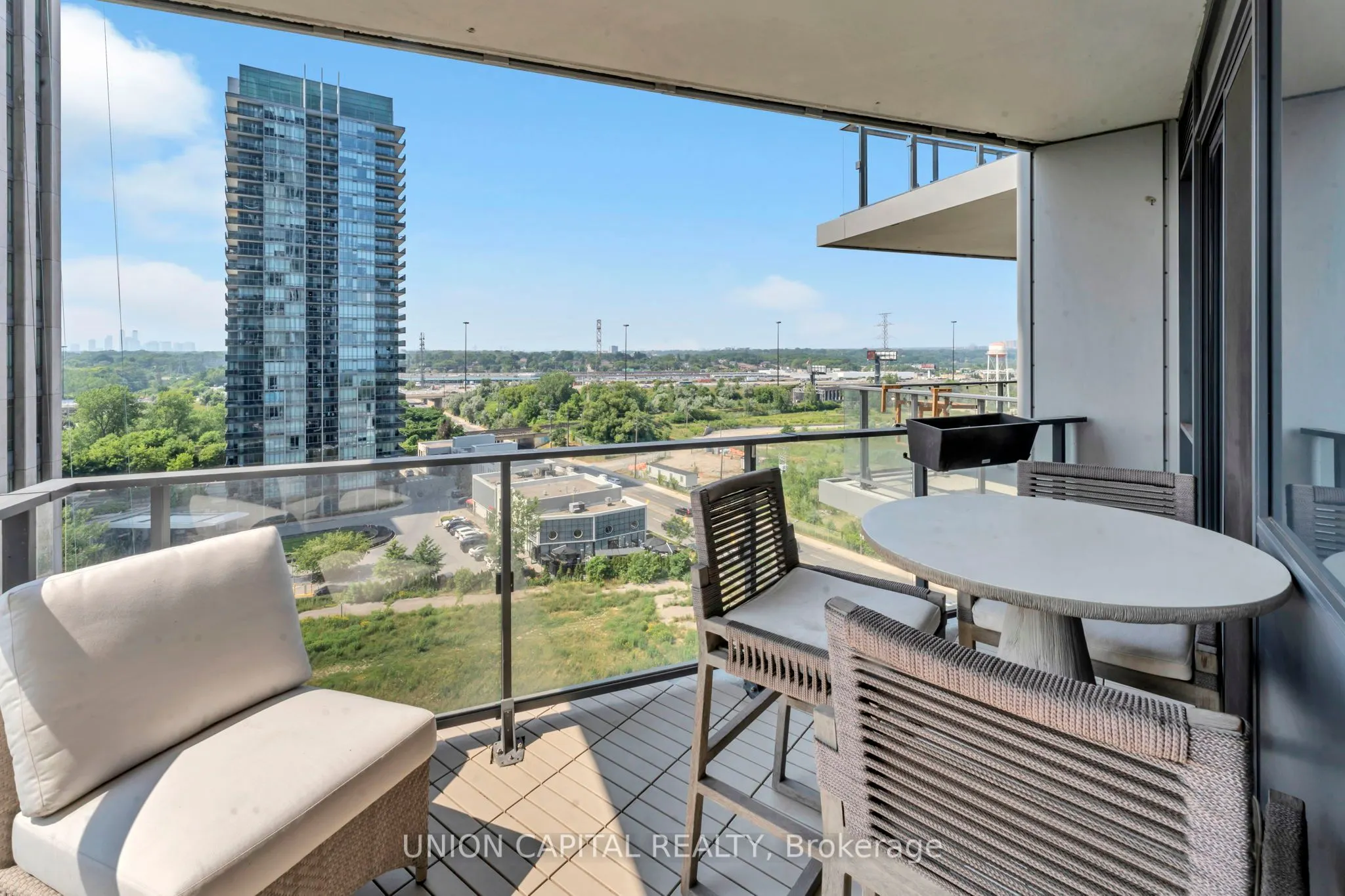 10 Parklawn Road, #1305