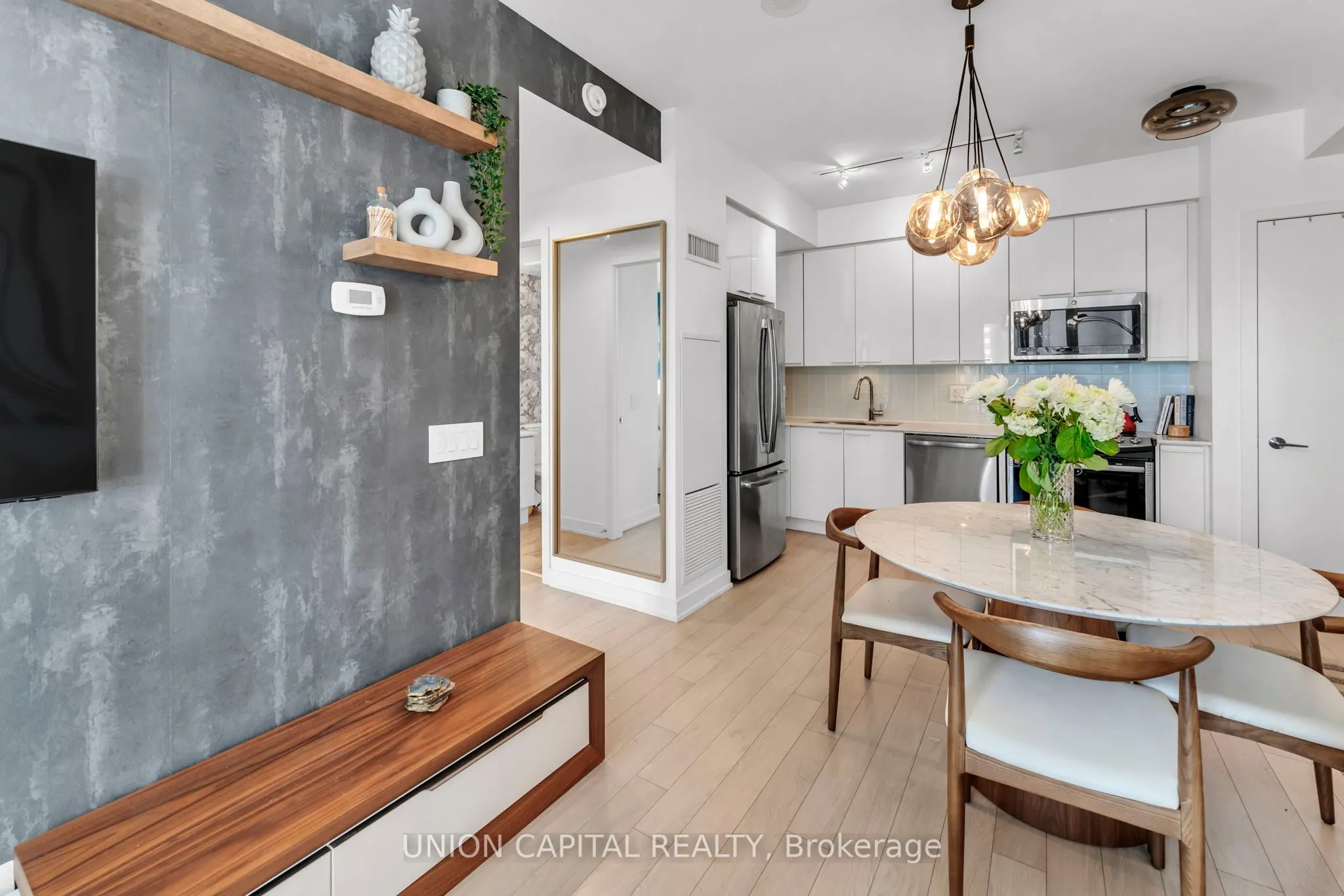 10 Parklawn Road, #1305