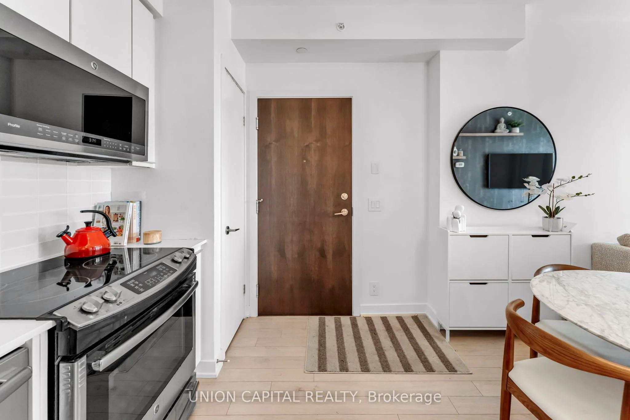 10 Parklawn Road, #1305