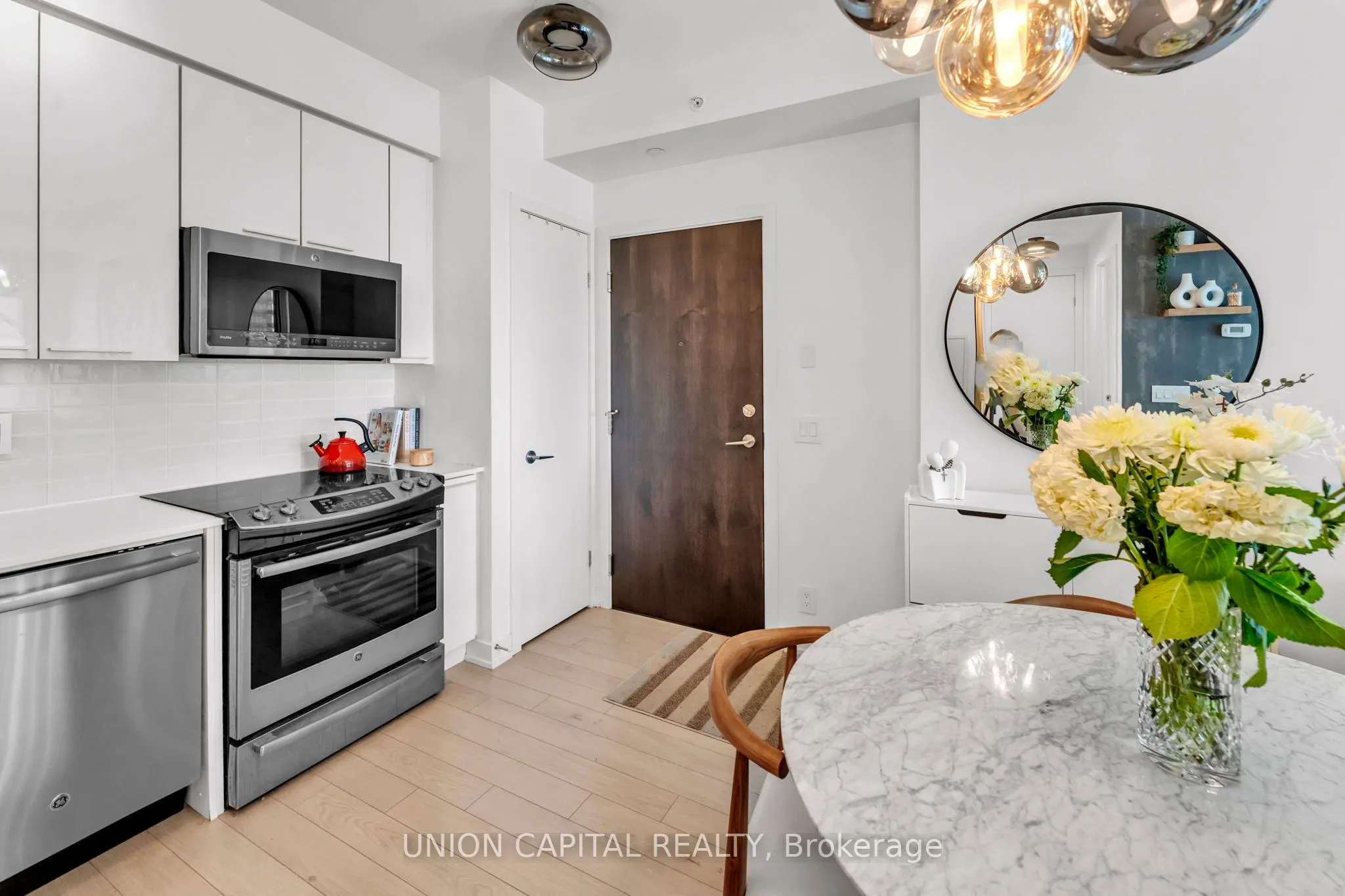 10 Parklawn Road, #1305