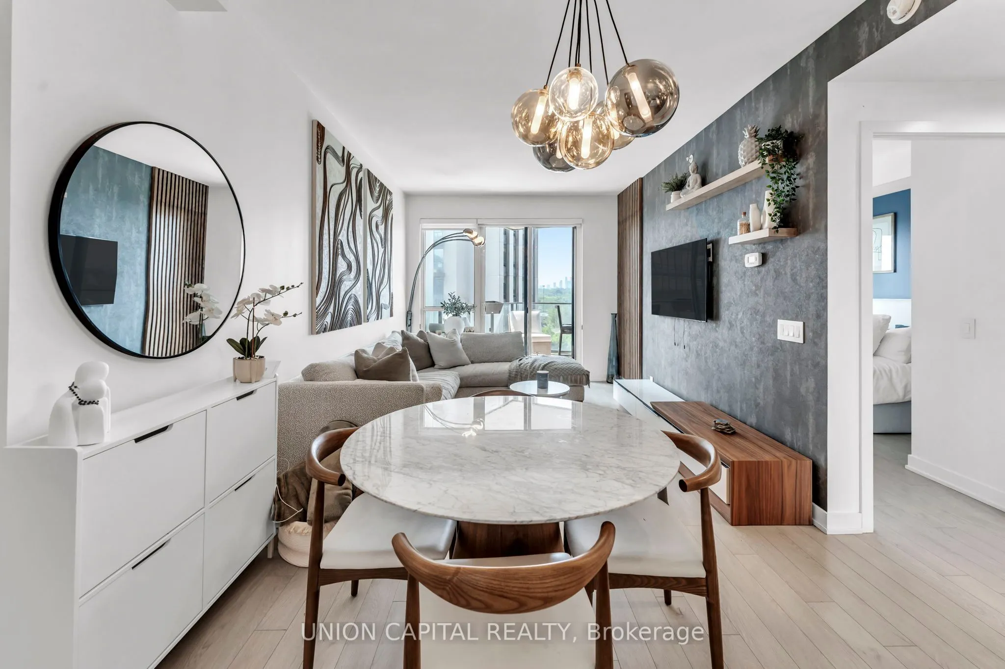 10 Parklawn Road, #1305