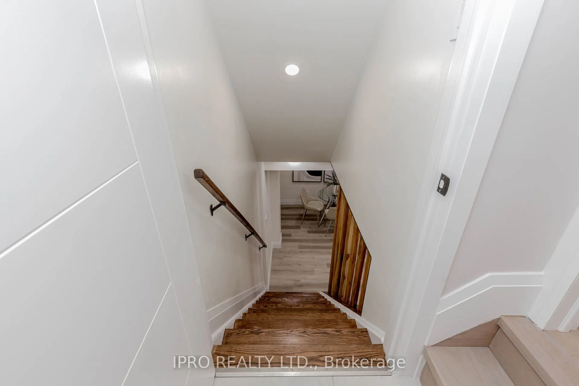 5696 Margarita Crescent