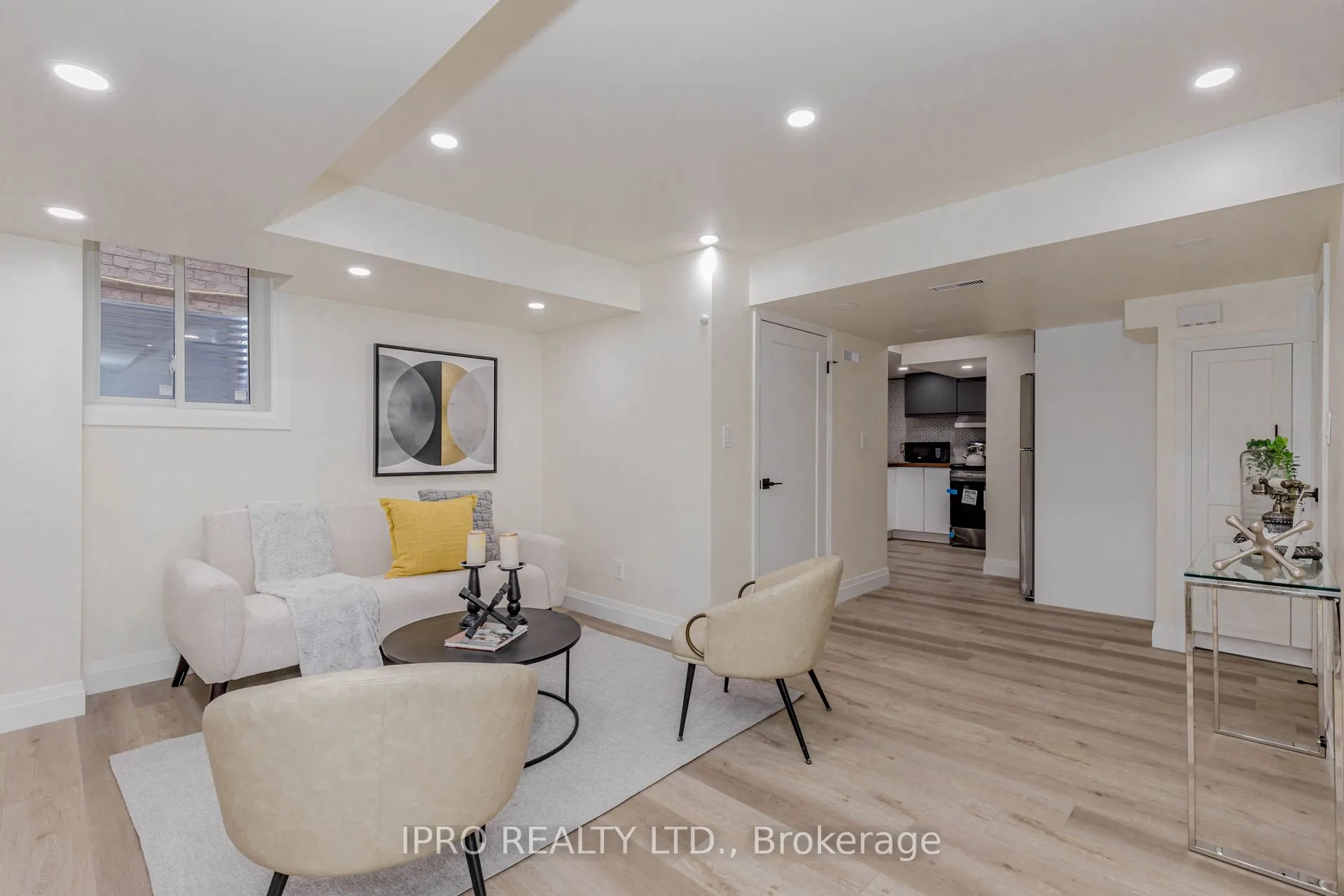 5696 Margarita Crescent