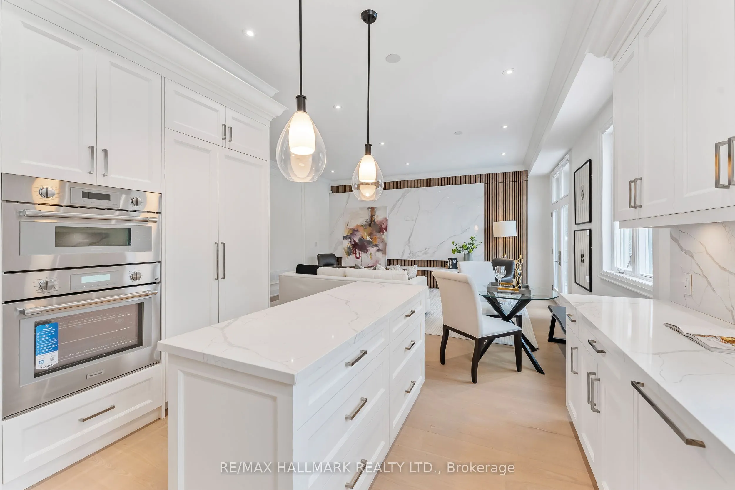 42 Agar Crescent