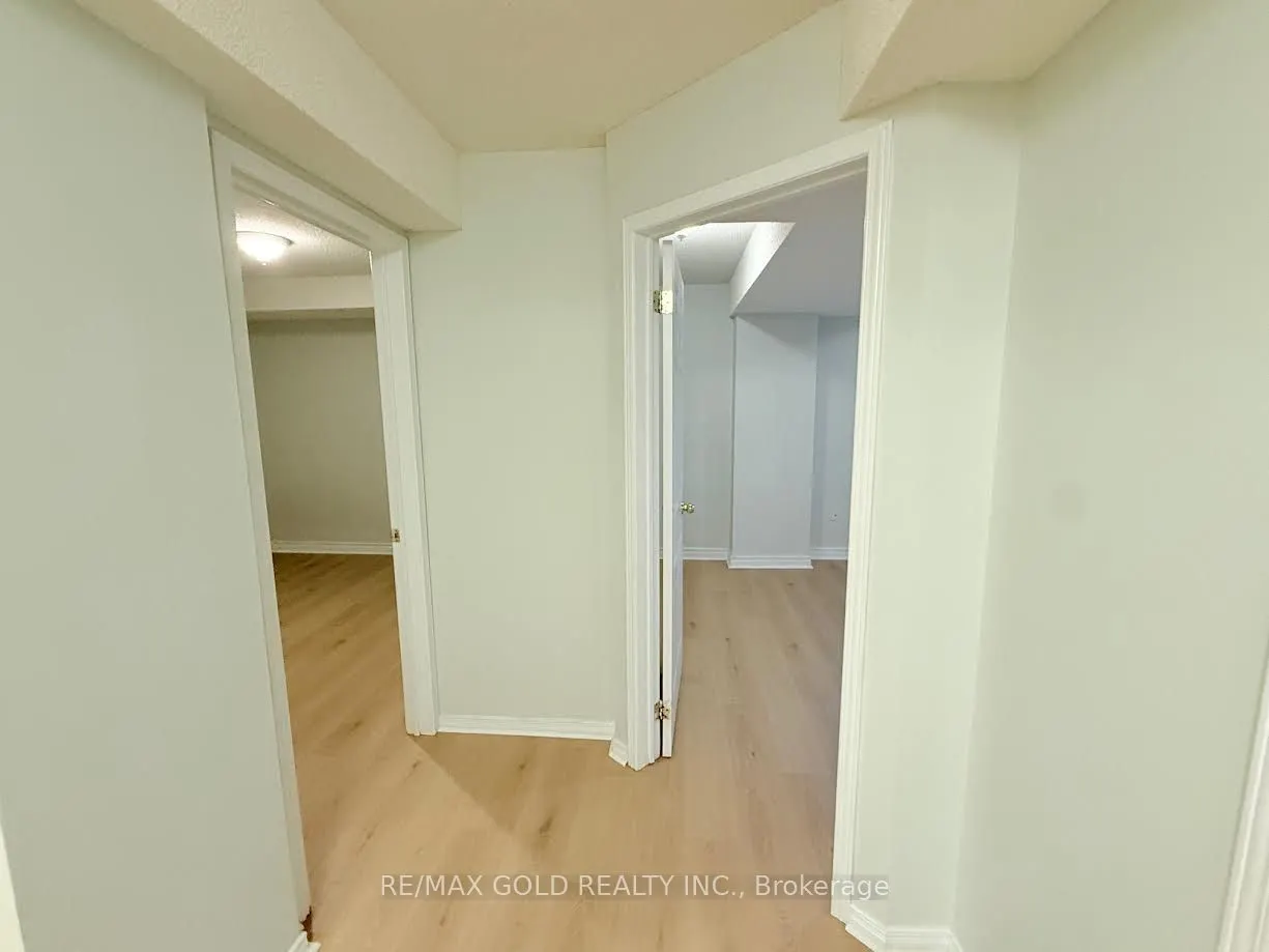 5444 Razorbill Court