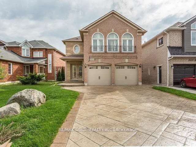 5444 Razorbill Court