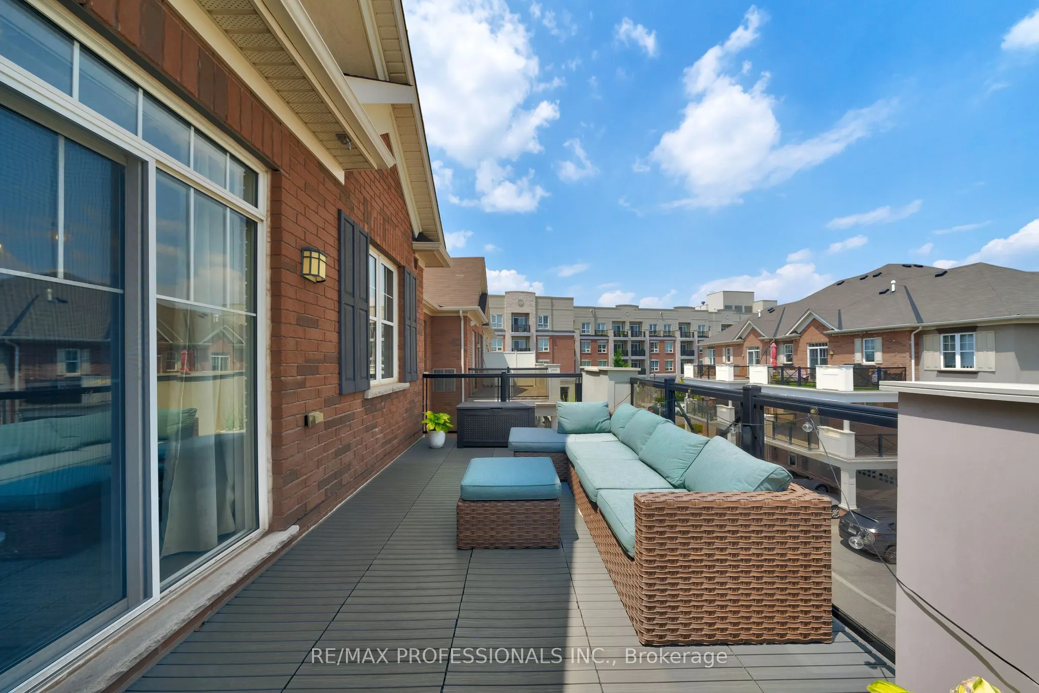 2339 Sawgrass Drive, #301