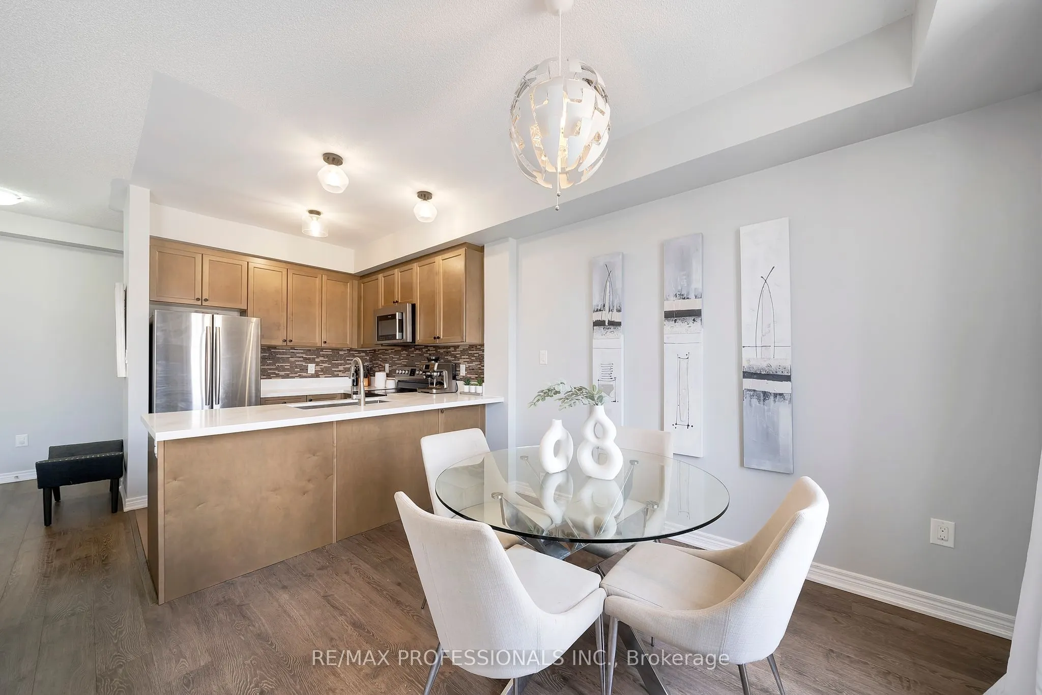 2339 Sawgrass Drive, #301