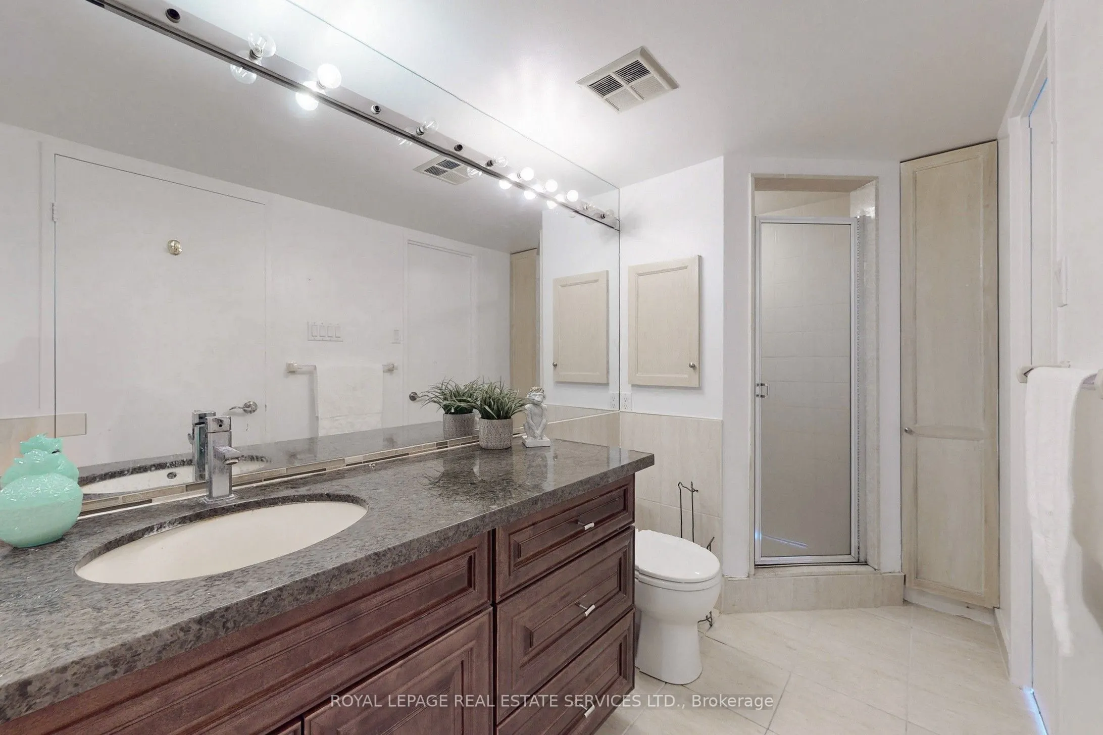 1300 Islington Avenue, #1004