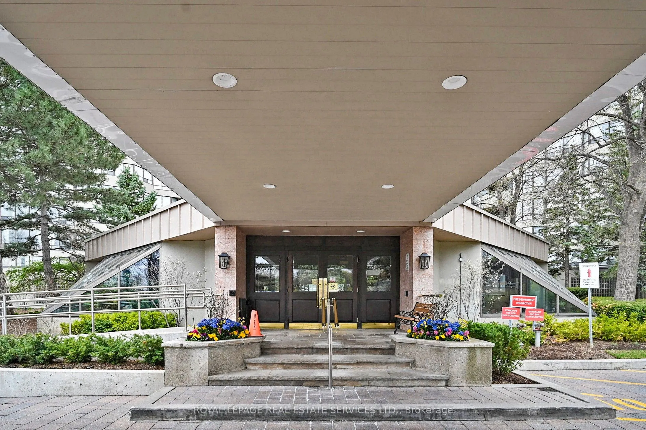 1300 Islington Avenue, #1004