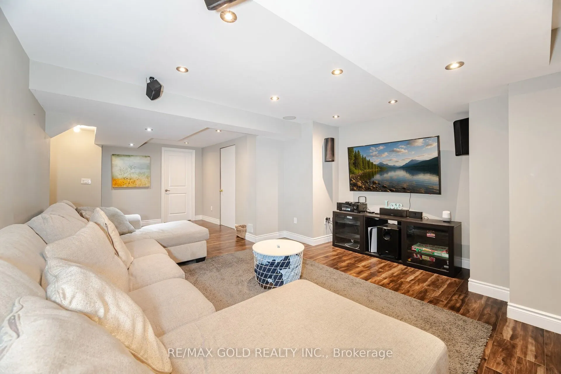 14 Martineau Road