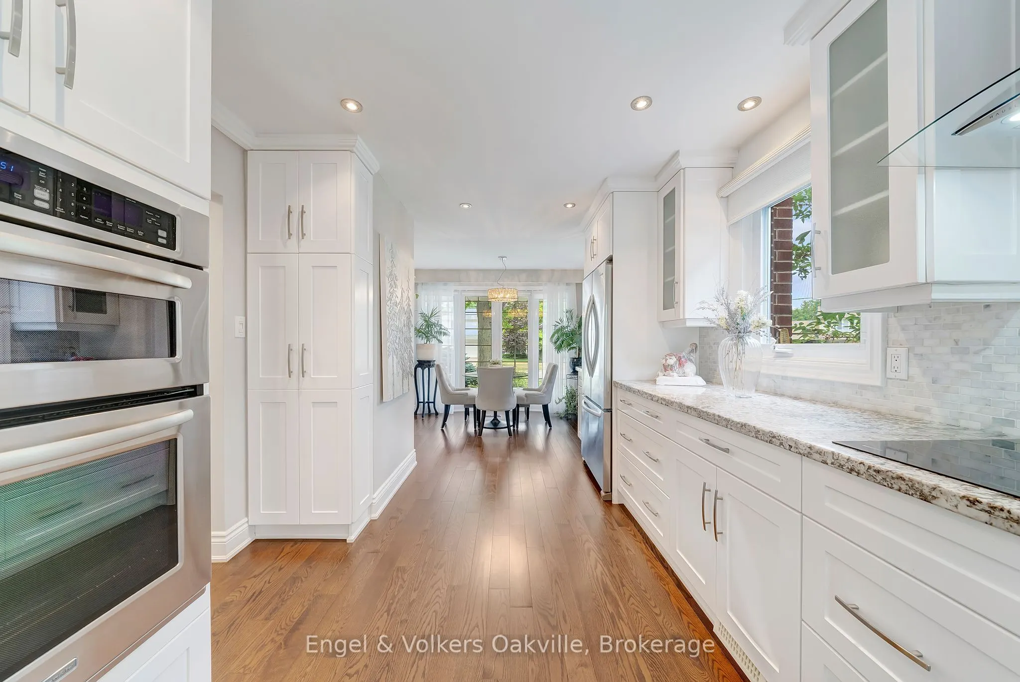 298 Edrich Court