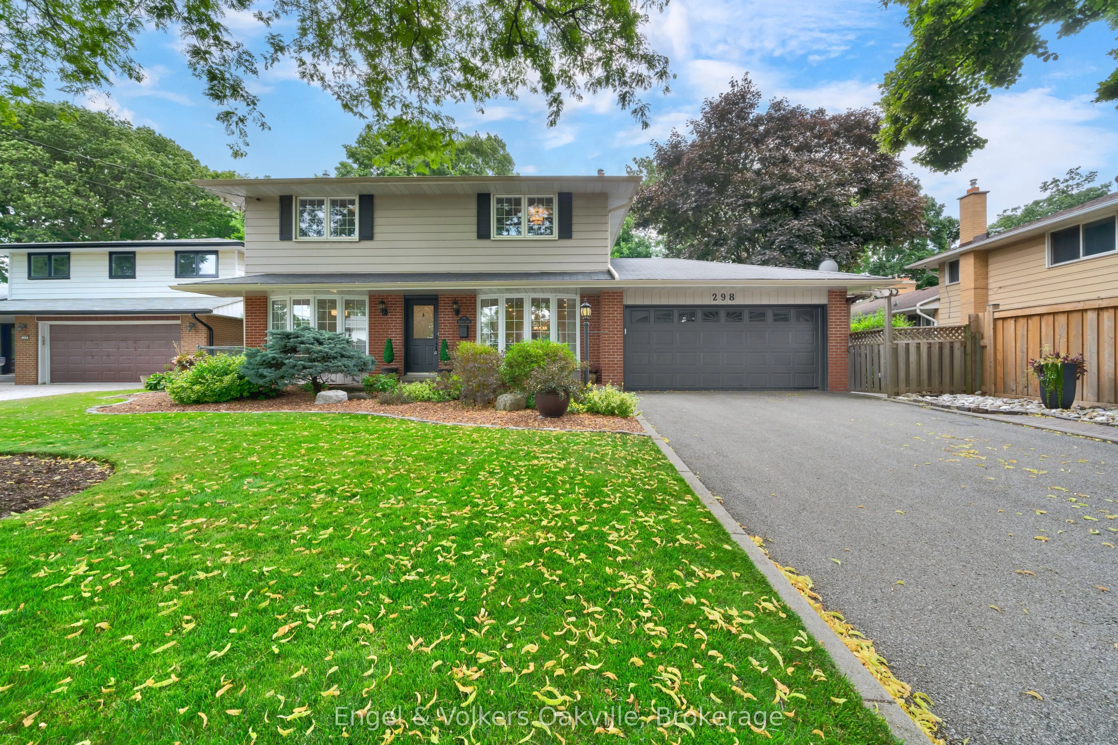 298 Edrich Court