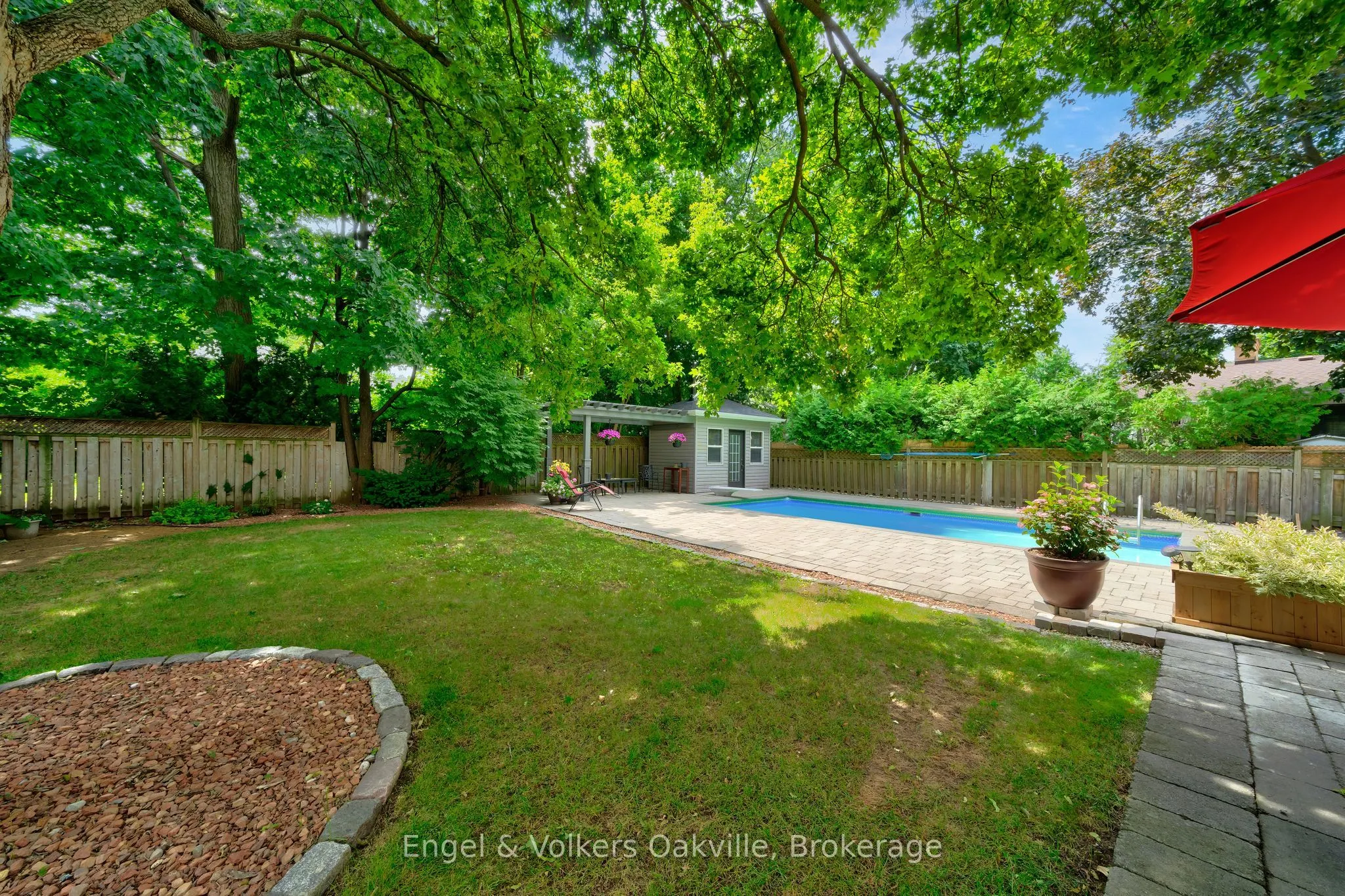 298 Edrich Court