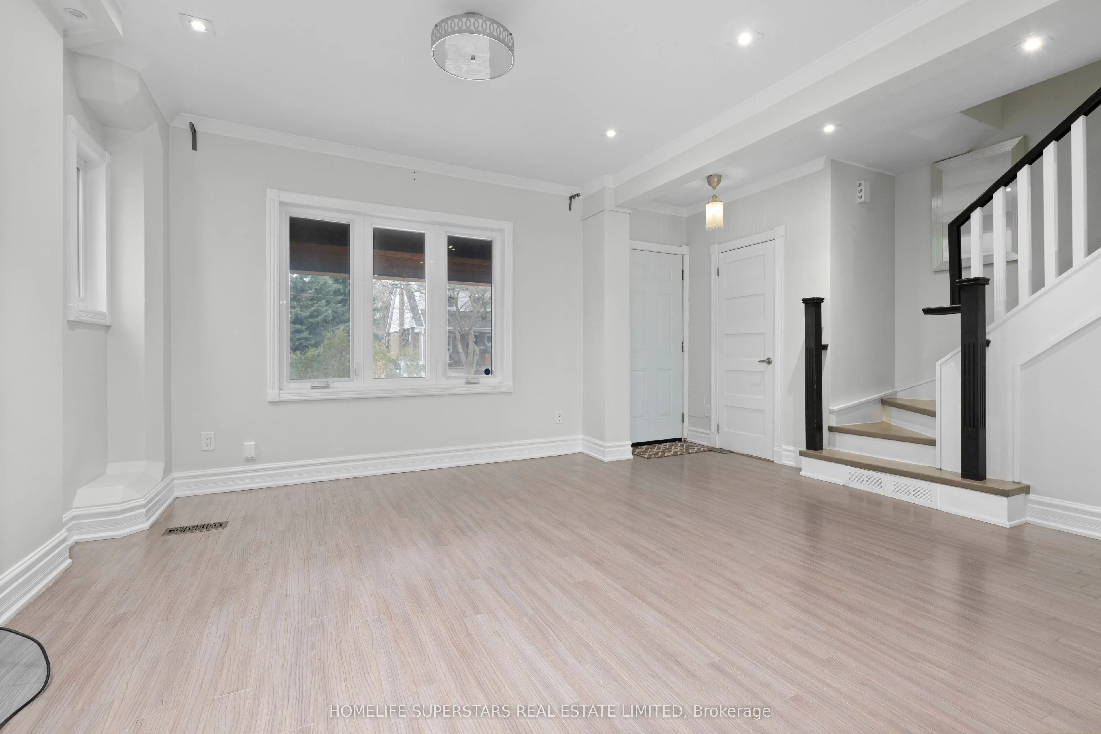 5 Aldgate Avenue