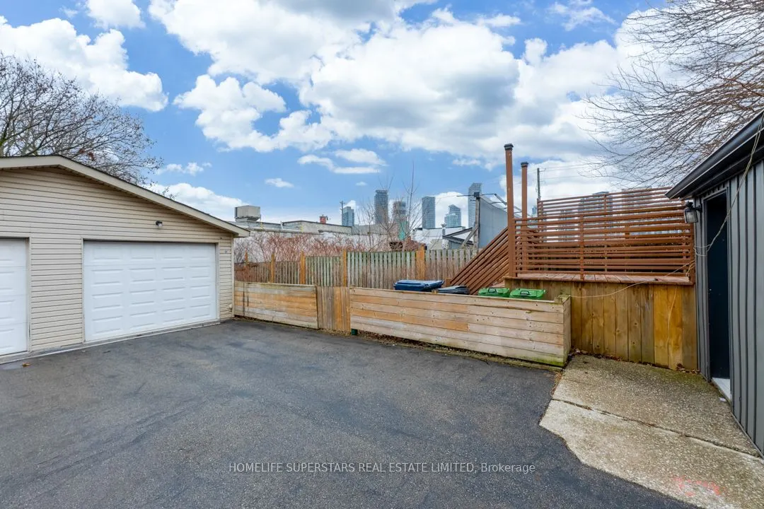 5 Aldgate Avenue
