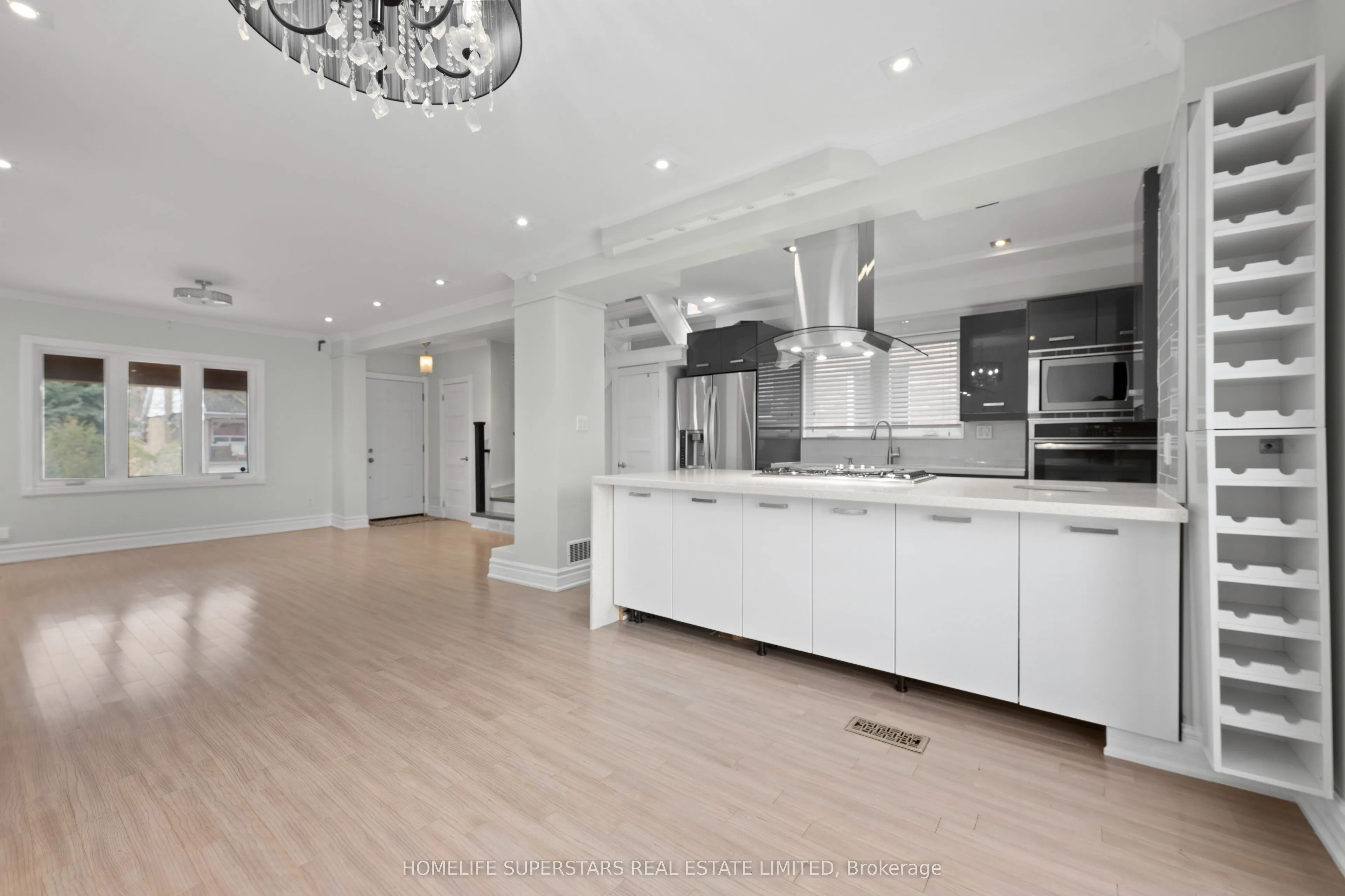 5 Aldgate Avenue