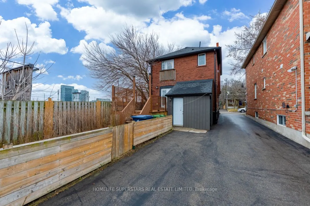 5 Aldgate Avenue