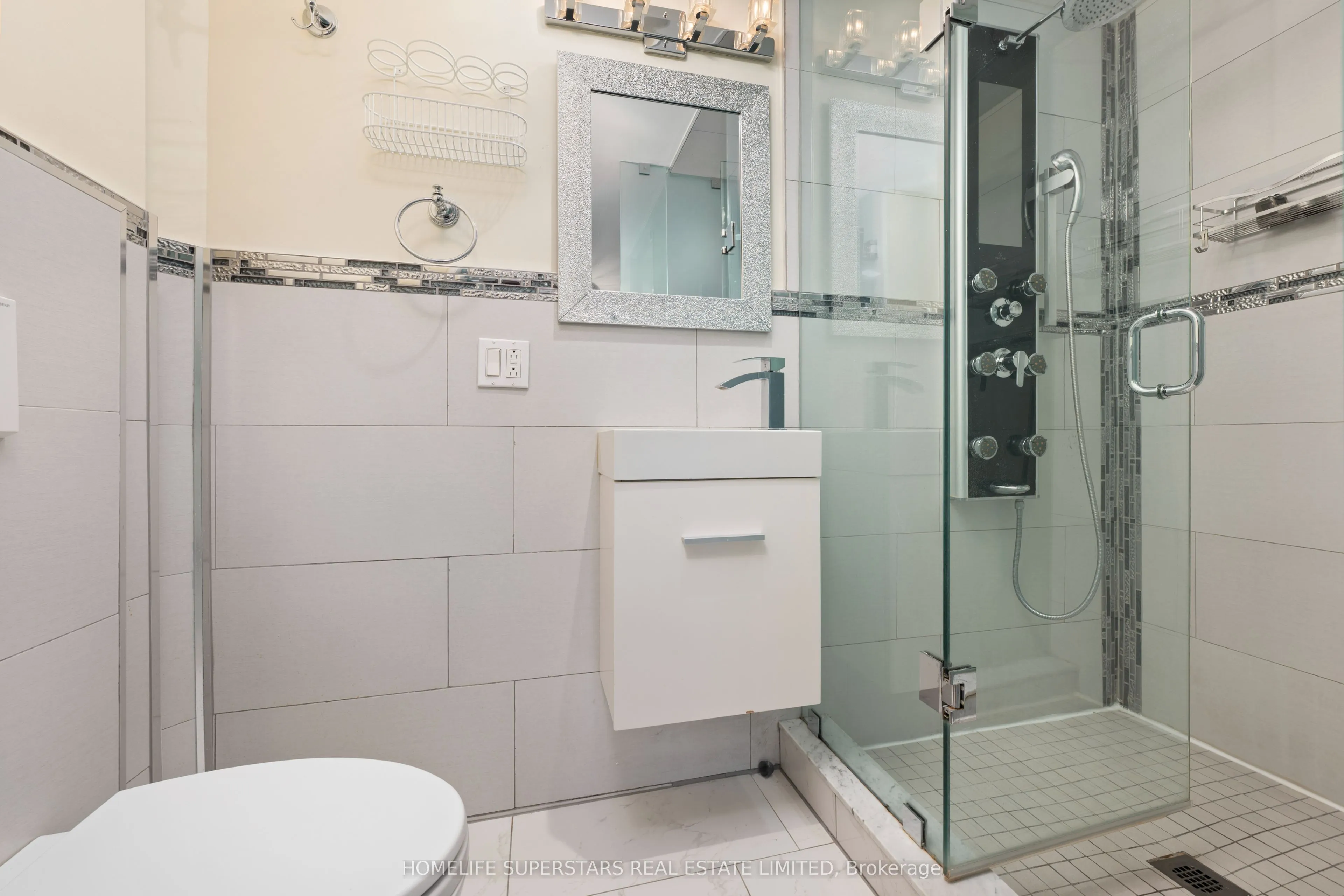 5 Aldgate Avenue
