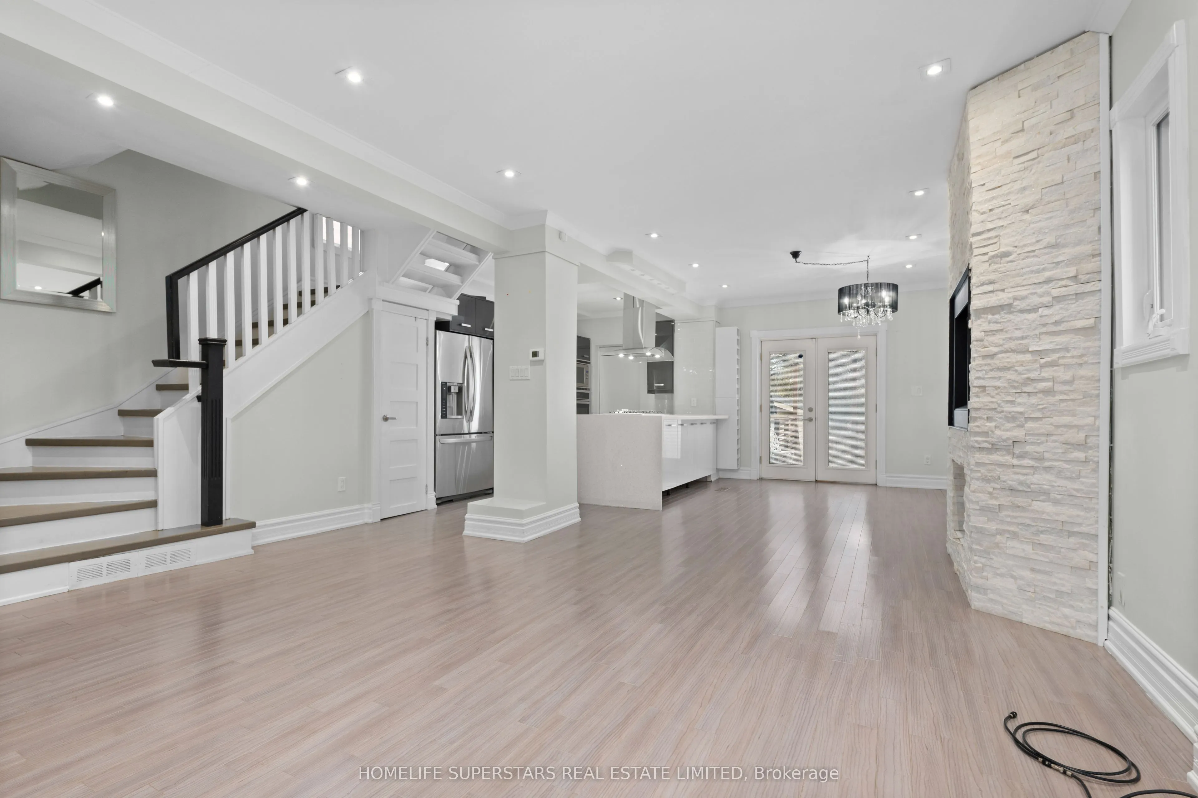 5 Aldgate Avenue
