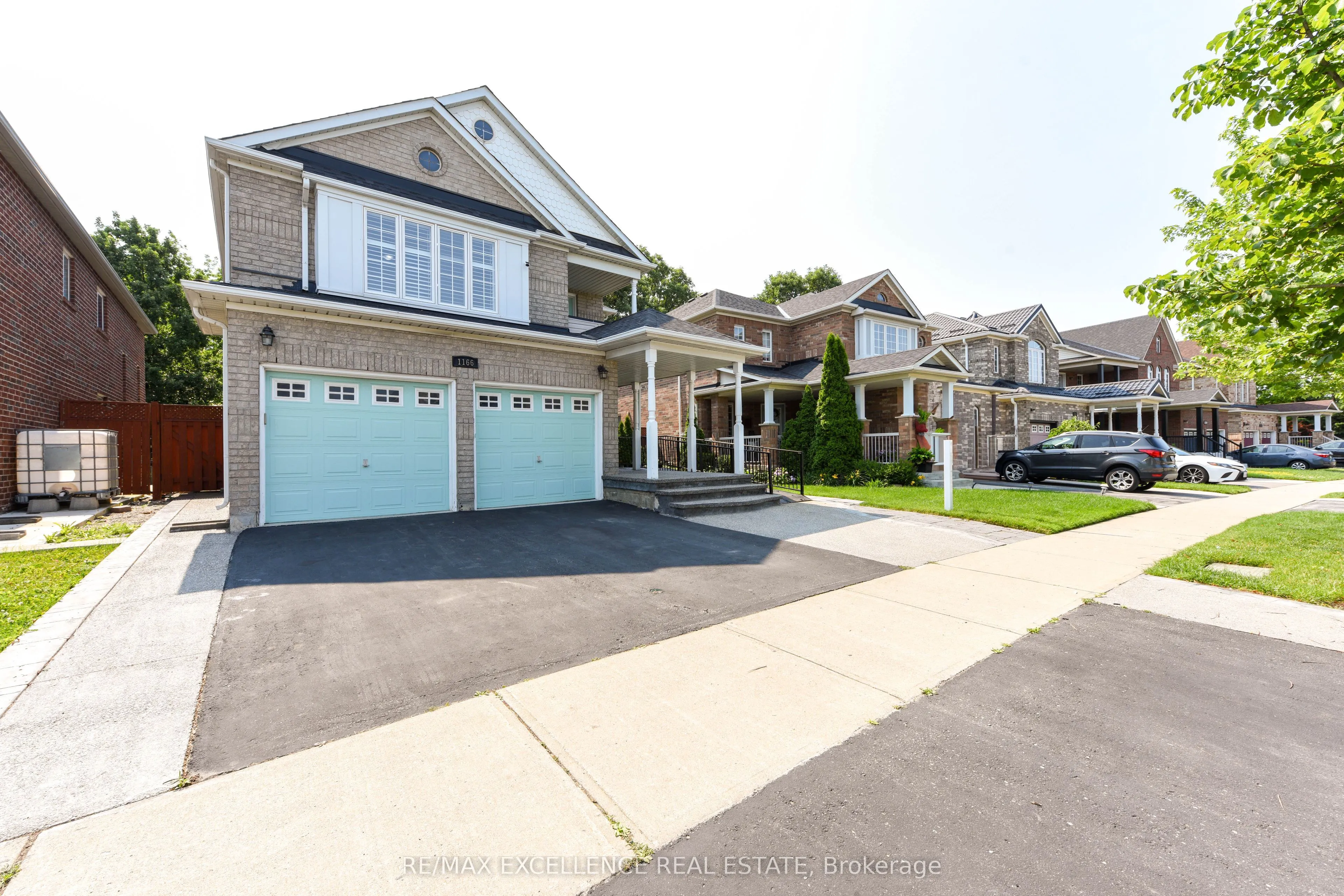 1166 Woodward Avenue