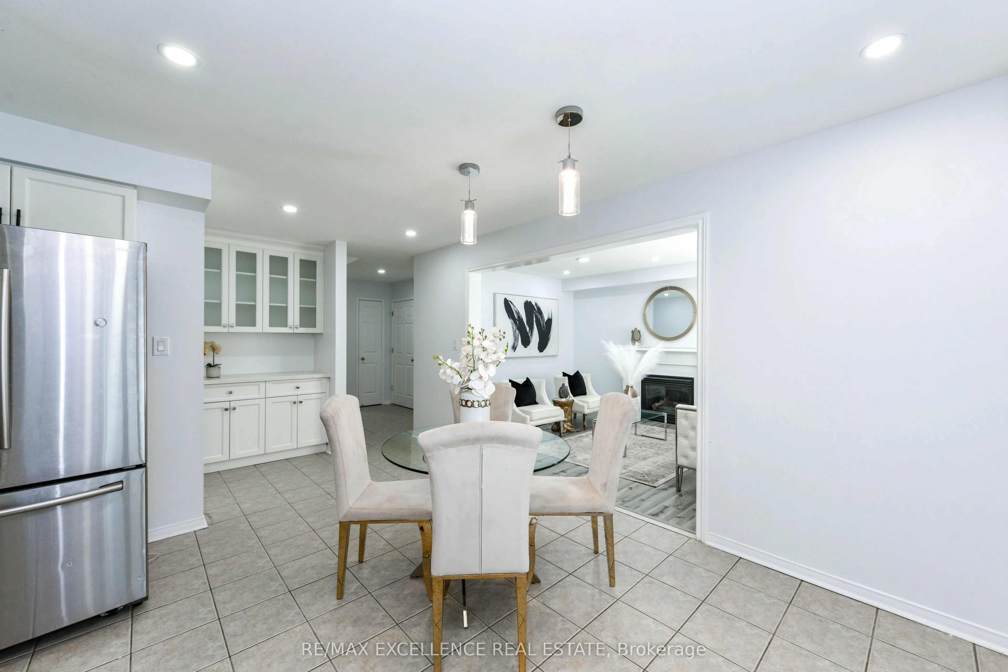 1166 Woodward Avenue