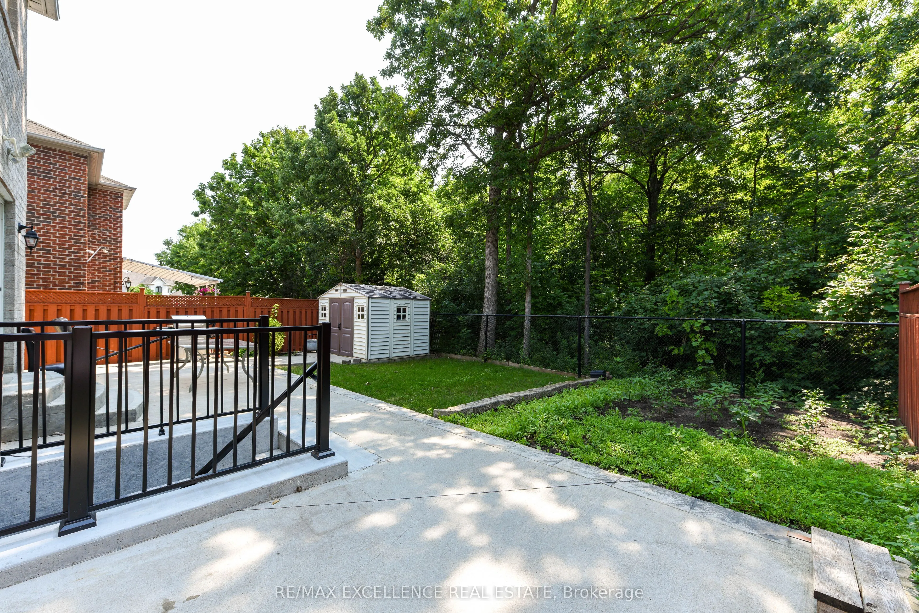 1166 Woodward Avenue