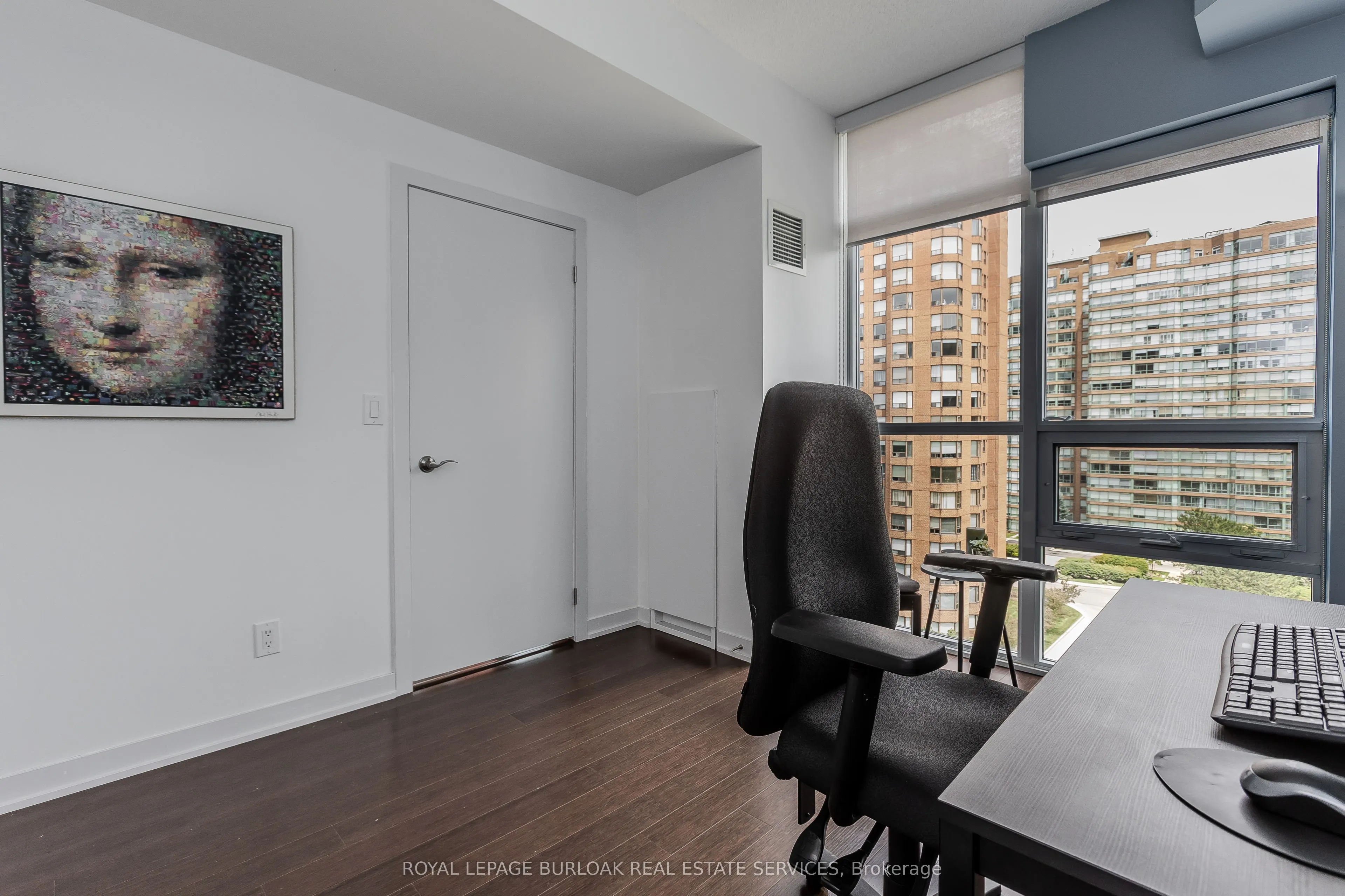 551 Maple Avenue, #814