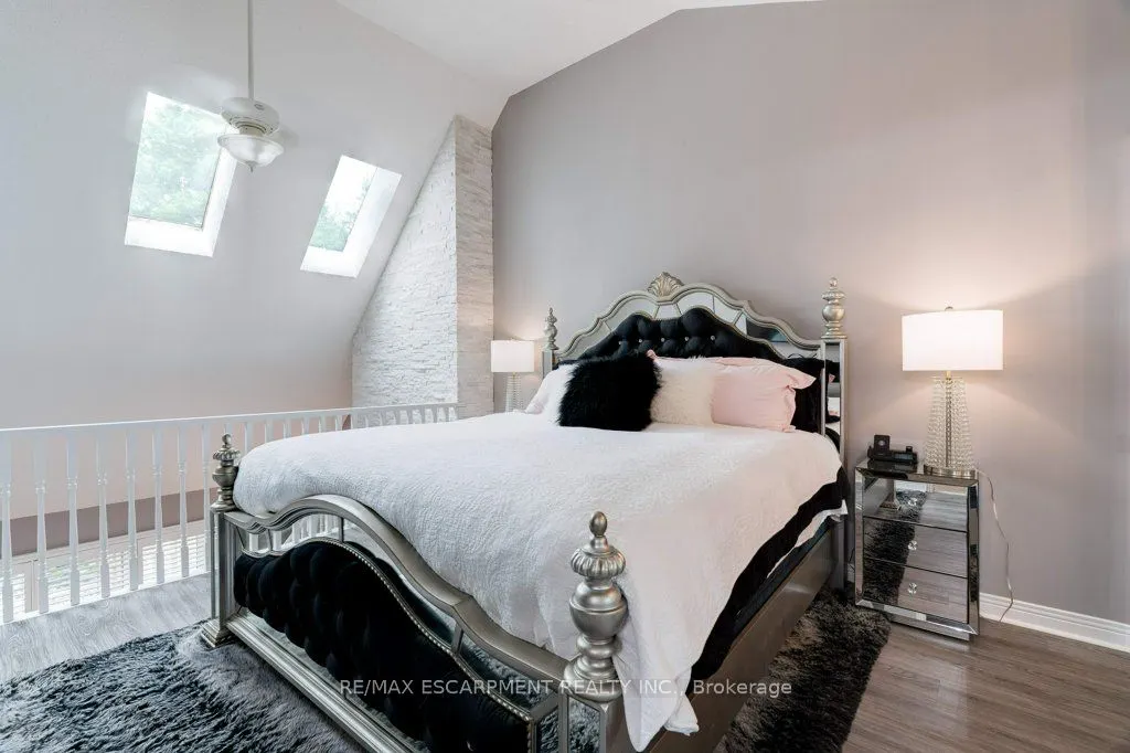 1280 Maple Crossing Boulevard, #11
