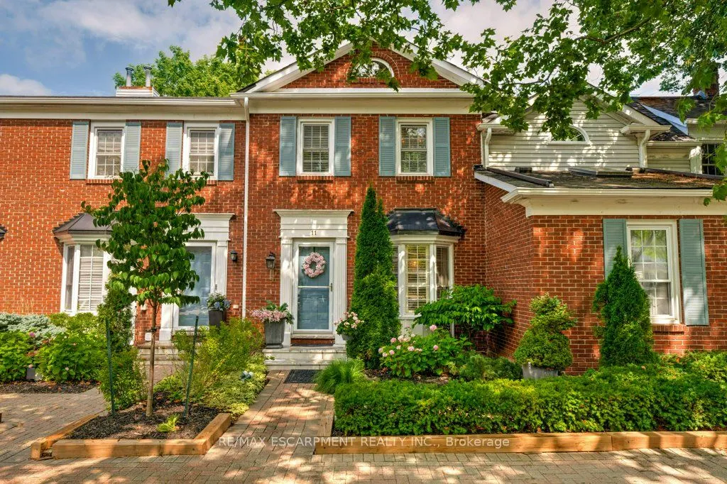 1280 Maple Crossing Boulevard, #11