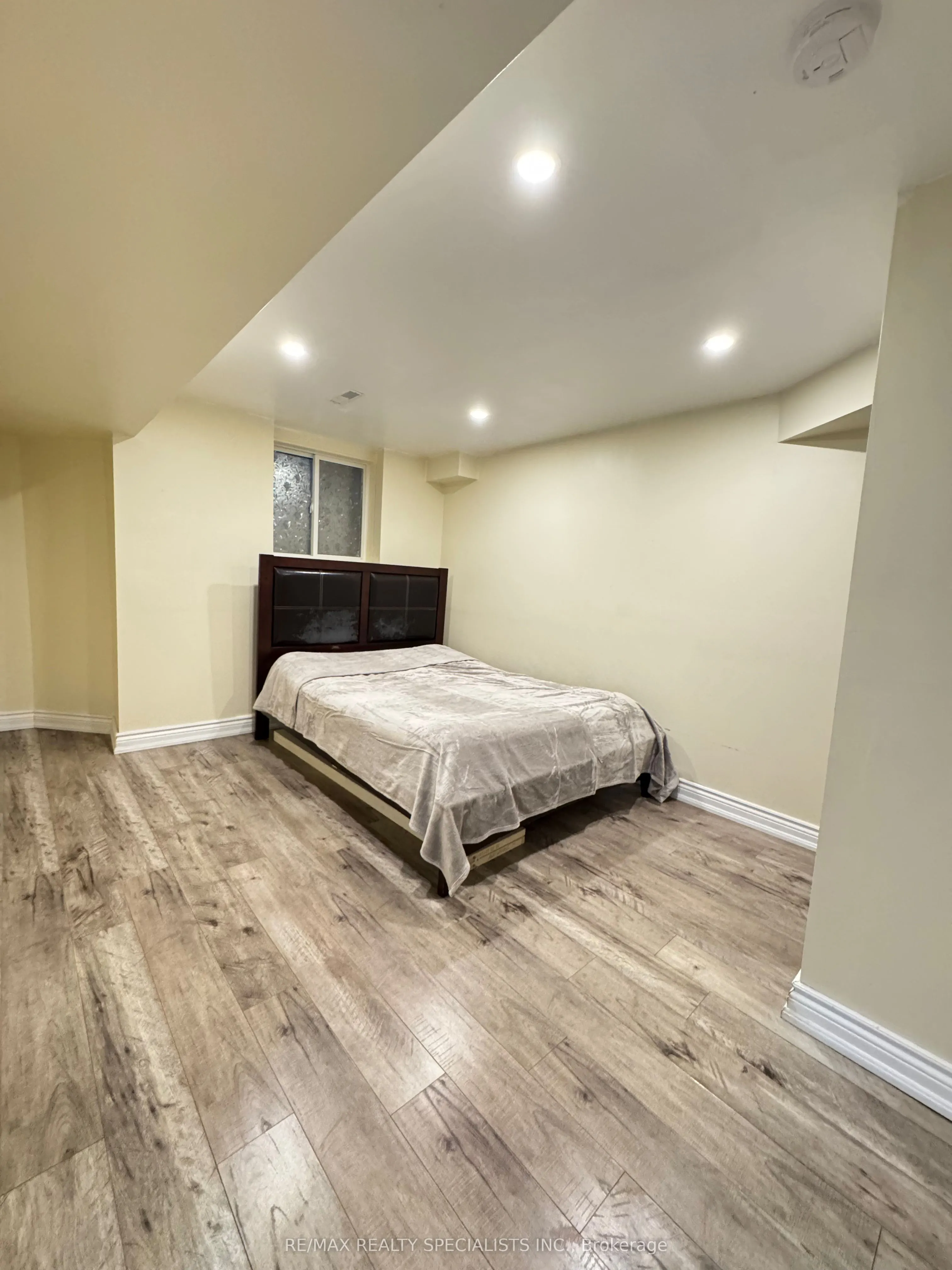 92 Miller Drive, #RM 1