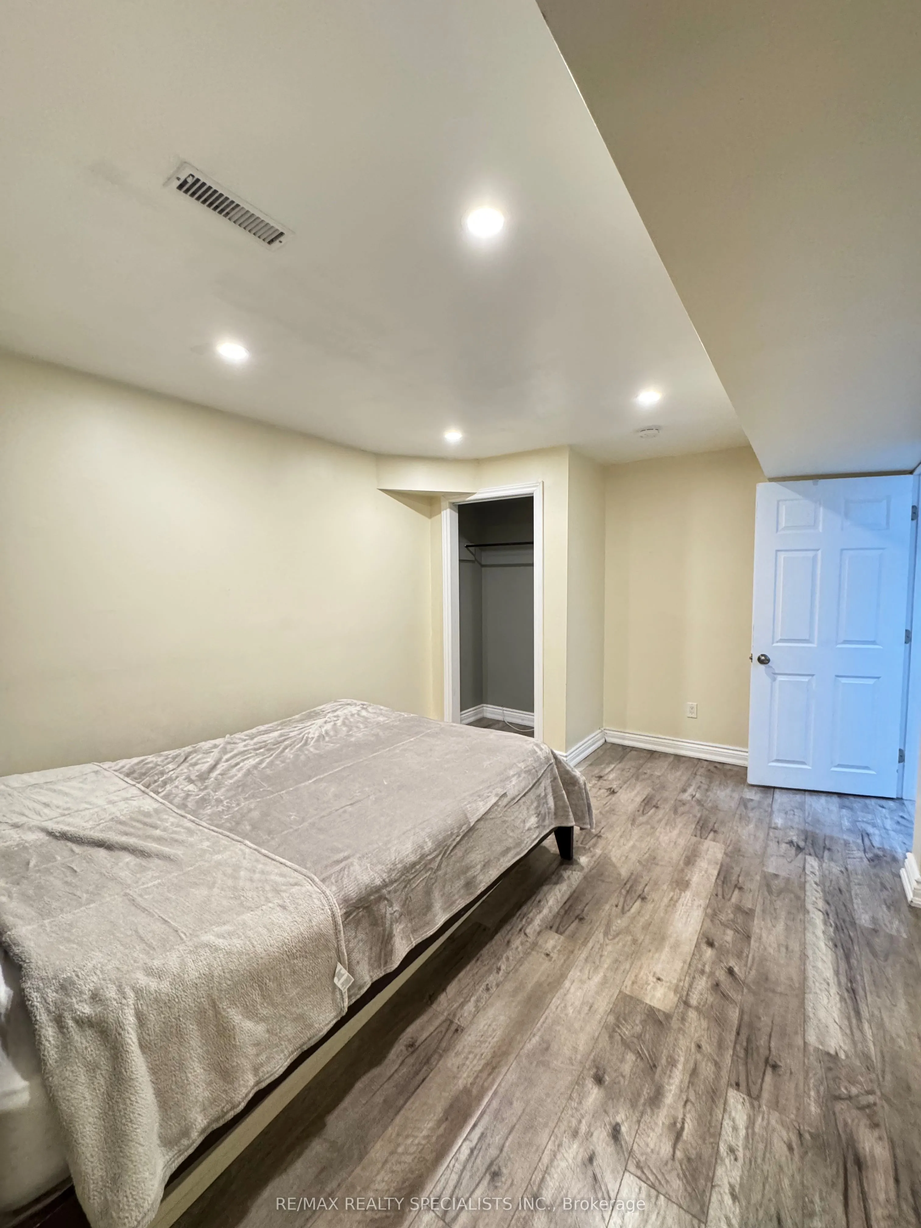 92 Miller Drive, #RM 1